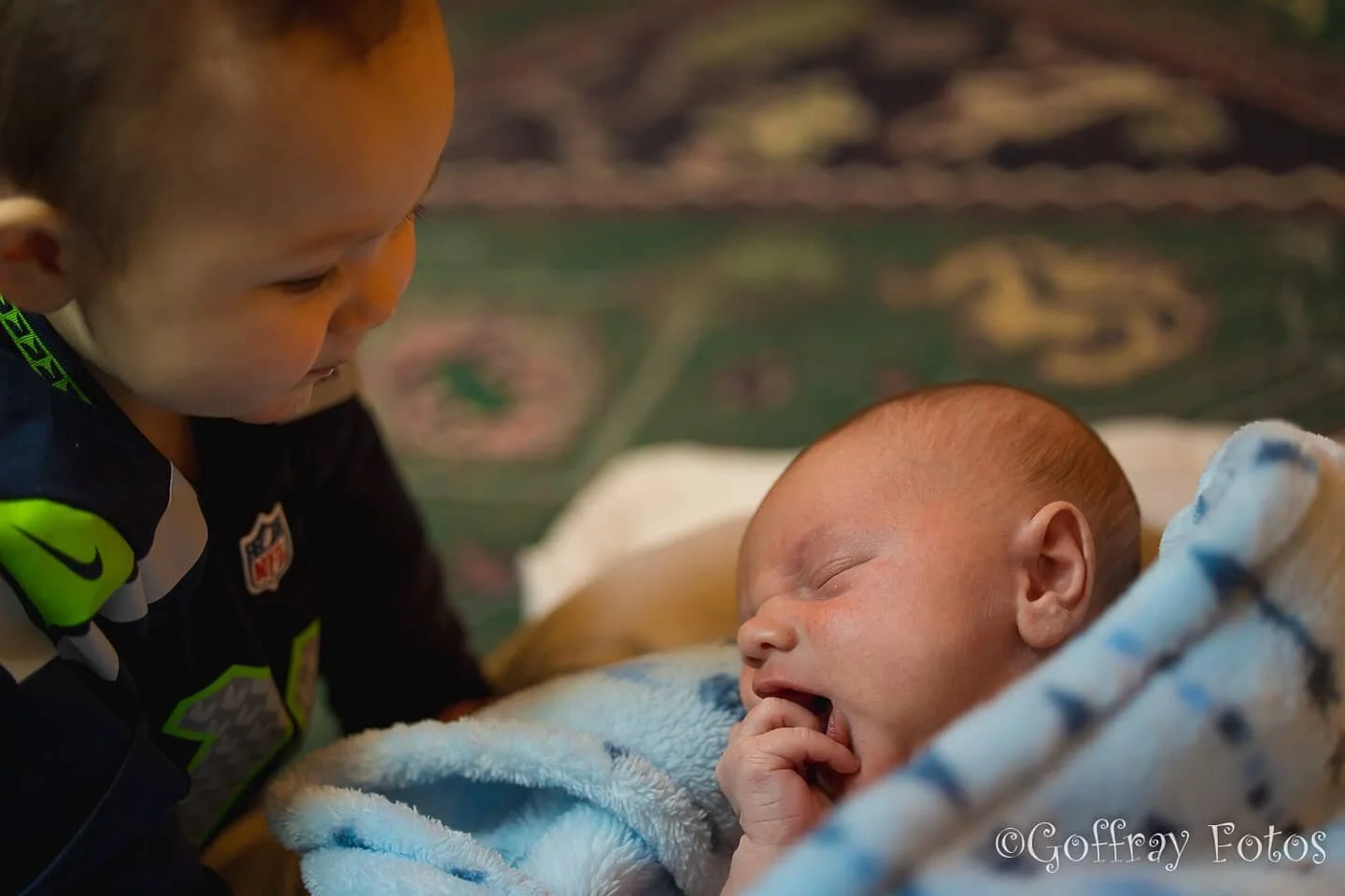 &quot;Hey Finley. Why are you crying? You're fed. You're loved. You're warm. You have a clean diapy. What more can you ask for at 1 week old?&quot;

#canonusa #canoncamera #canonmirrorless #canoneosr #mirrorless #babytalk #rf70200