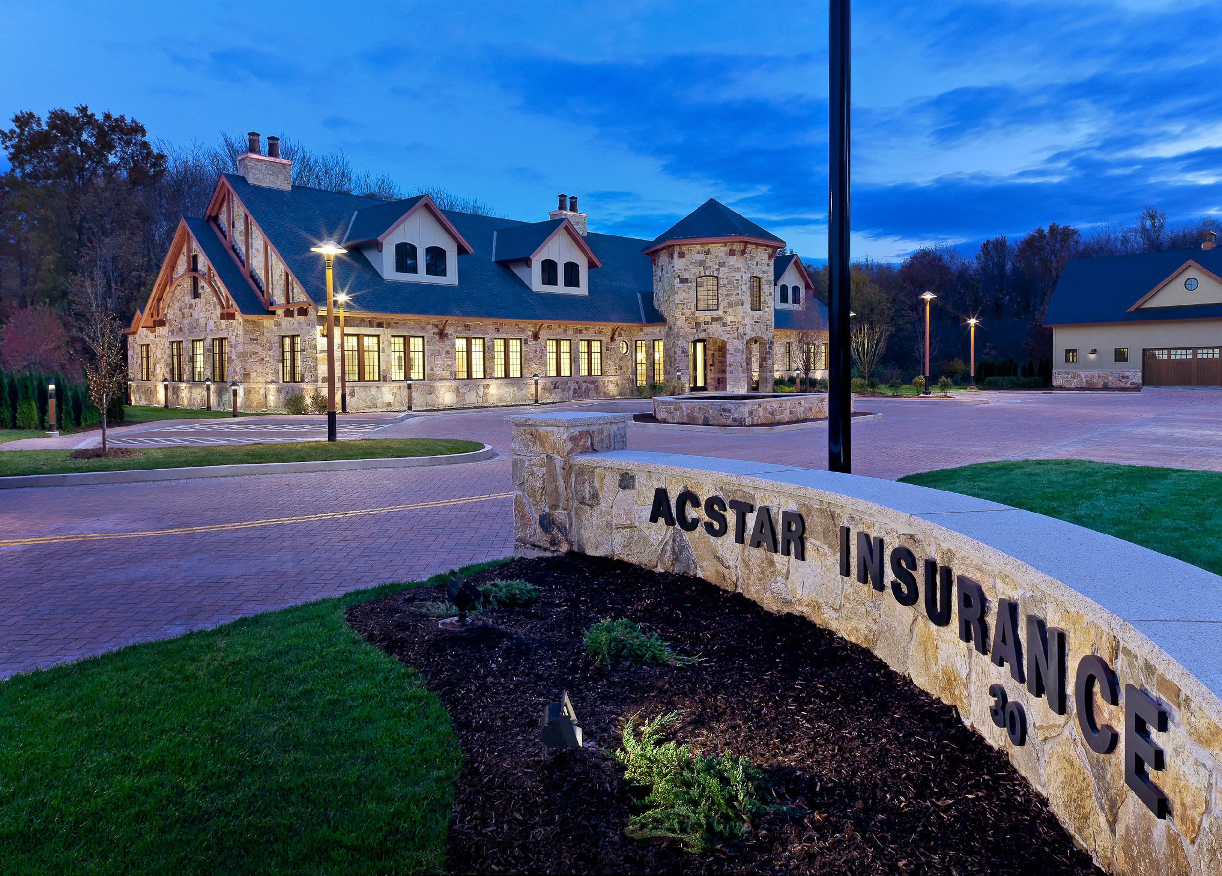 Acstar Insurance HQ, Farmington, CT. Architectural design by Quisenberry Arcari Malik Architects.