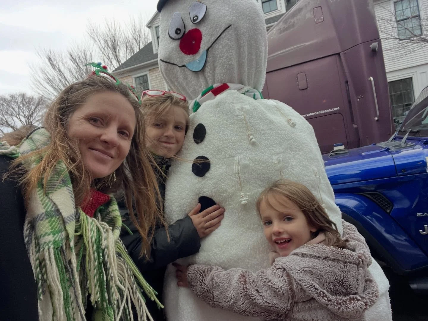 Rest + Reset on Stroll Weekend

In the middle of Stroll&rsquo;s festive bustle, treat yourself to a moment of deep calm. A rejuvenating facial or a restorative massage can be the perfect balance to a weekend full of activity. Whether you&rsquo;re a l