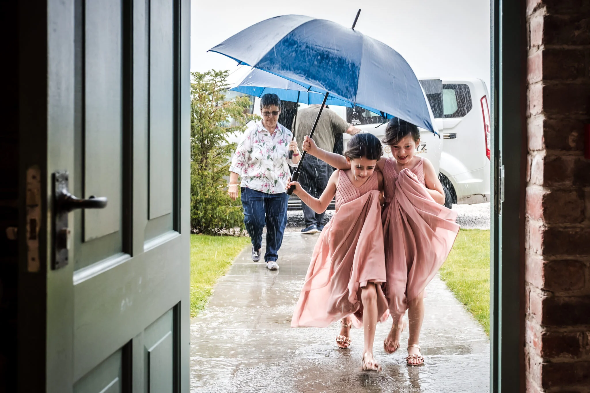 What If It Rains On My Wedding Day? - Top ideas for bad weather Nottingham, Sheffield &amp; Derby wet wedding