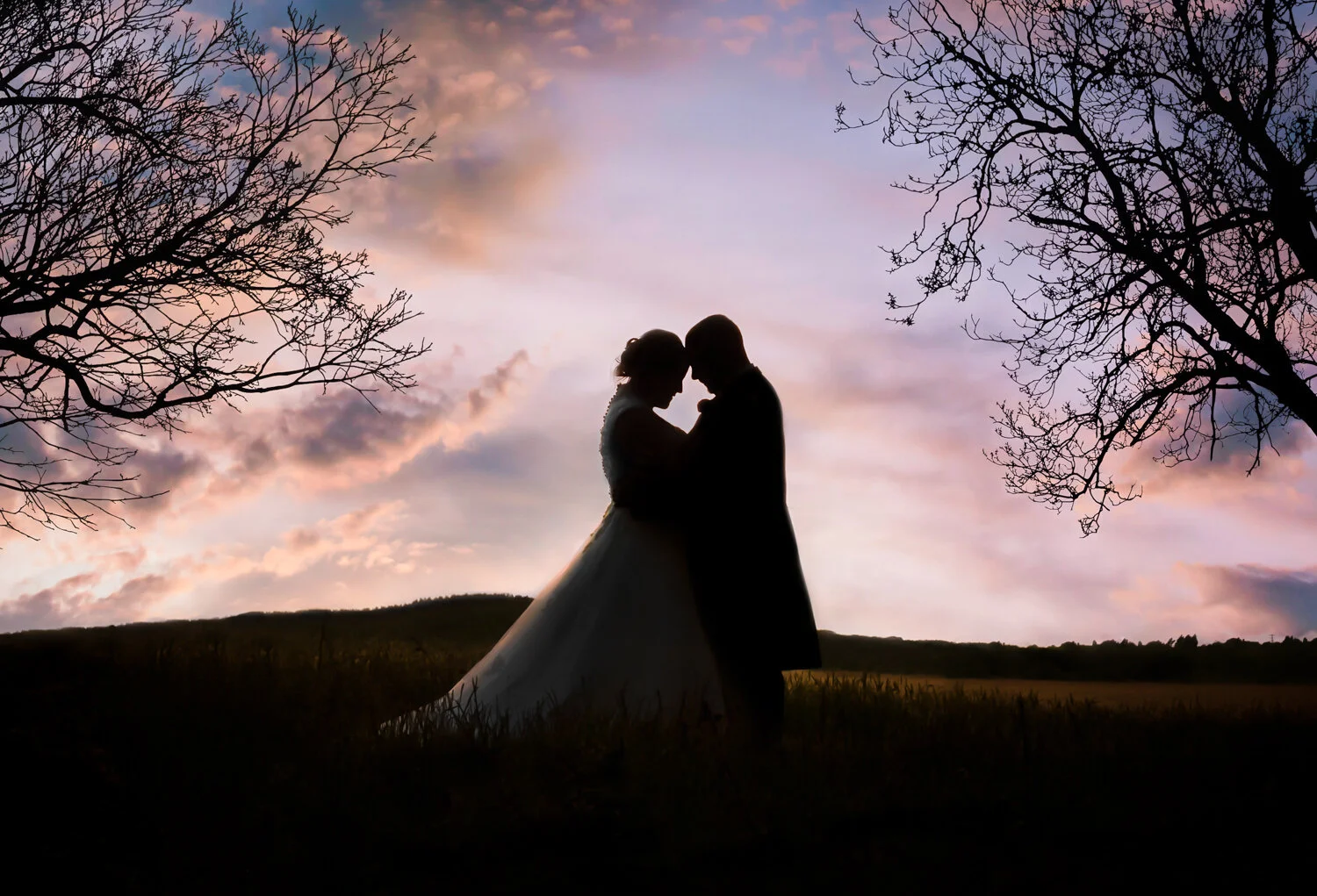 Anthony and Jo - Farnsfield Summer Farm Wedding Nottingham