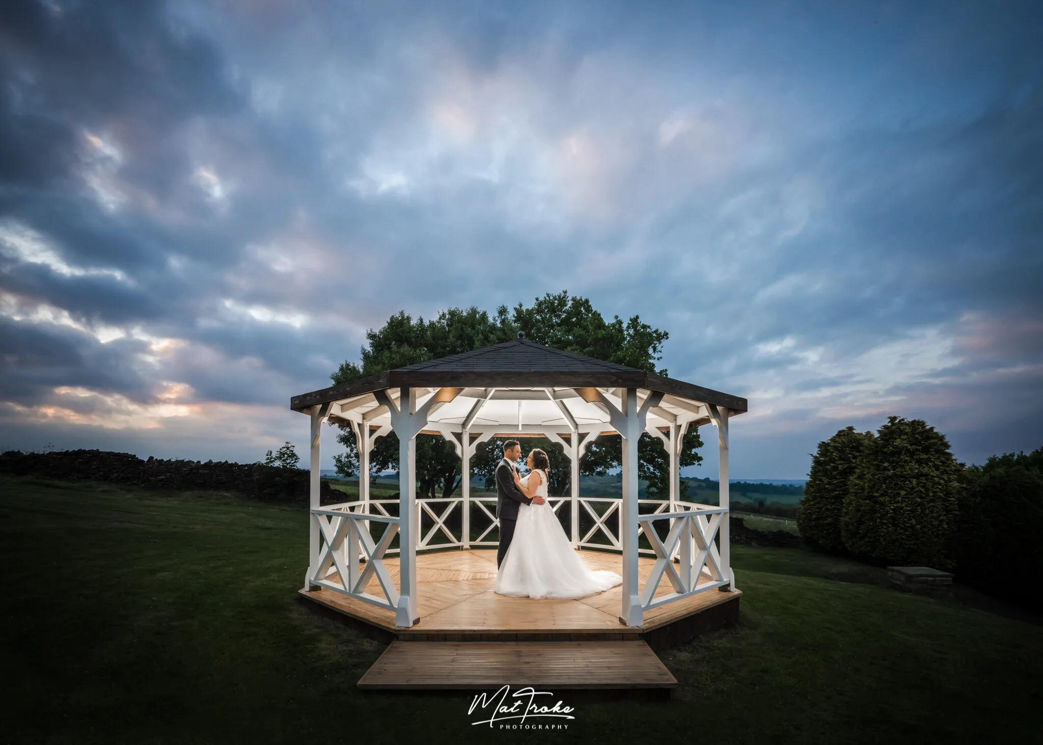 sheffield.chesterfield.wedding.photographer.relaxed.creative.near.me.award.winning.peak.district (3).JPG