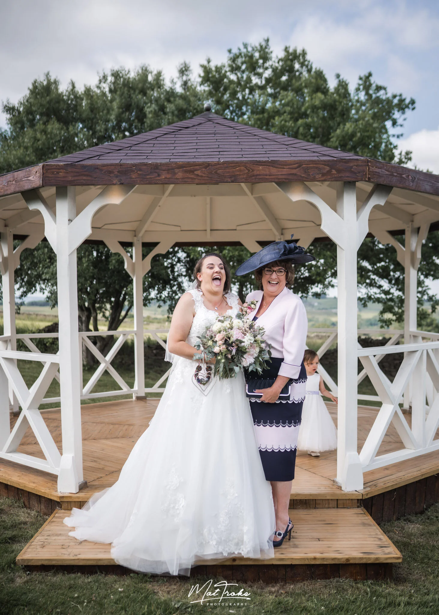 Wedding Photographer The Fox and Goose Inn is on the outskirts of