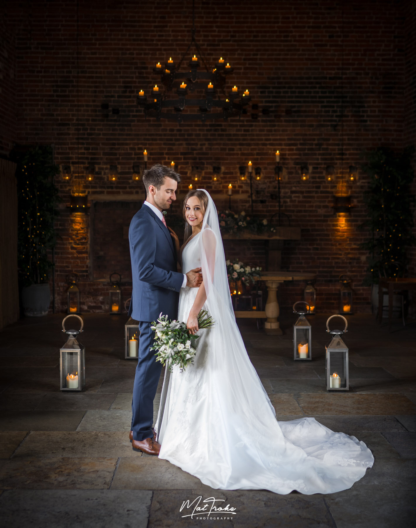 photographer.relaxed.derby.dronfield.hall.barn.wedding.autumn.photography-8.JPG