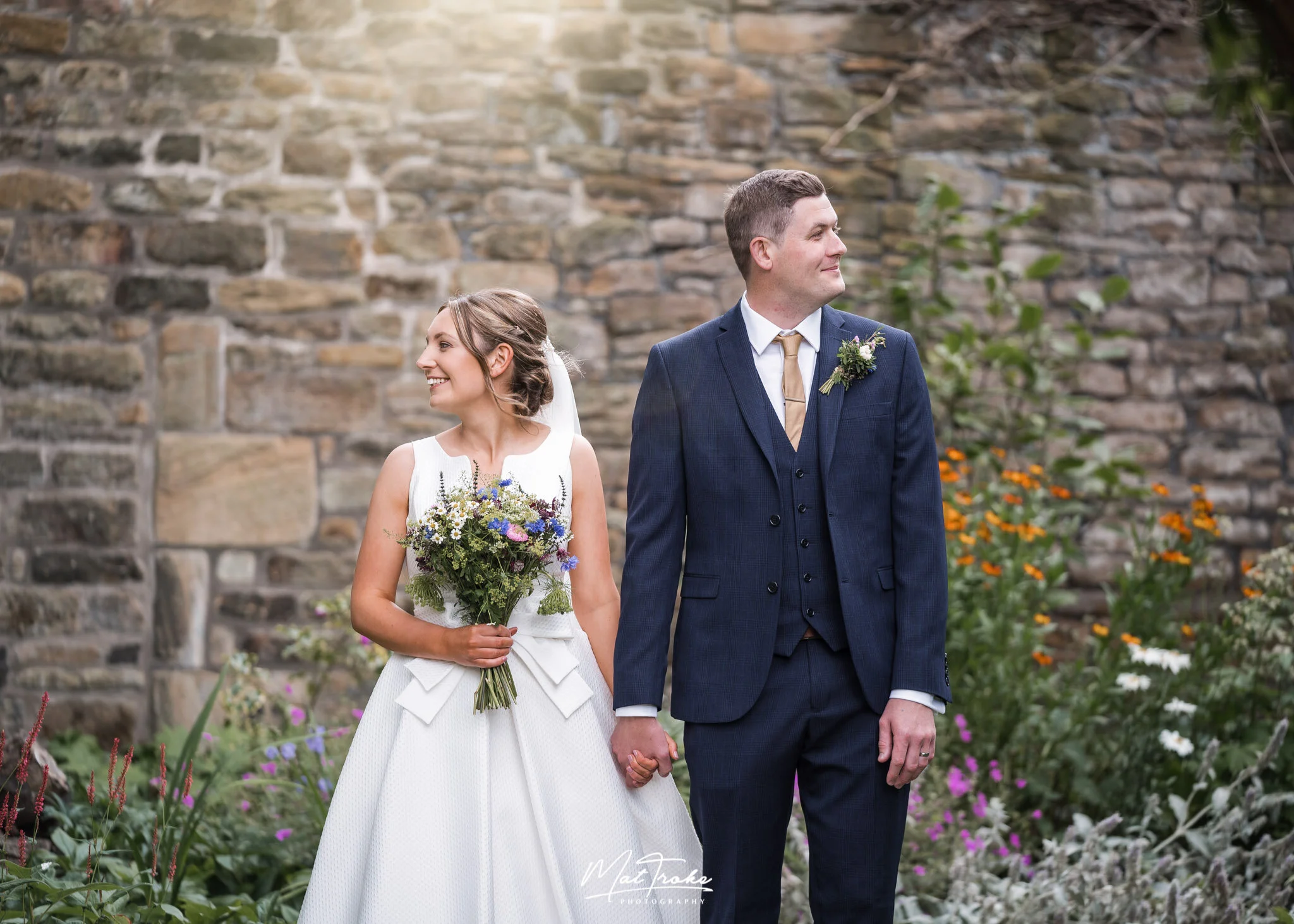 Dronfield Barn Beautiful Derby Summer Wedding Lizzie &amp; Jamie