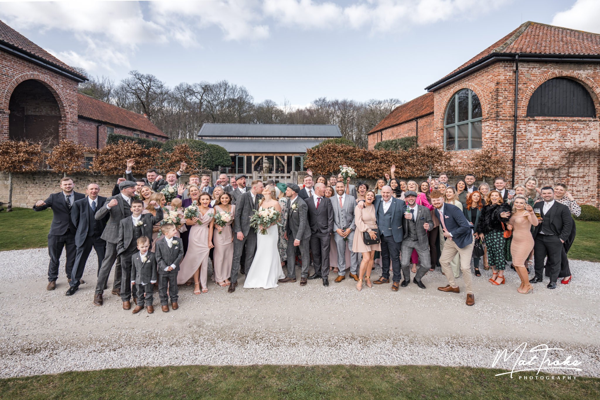 hazel.gap.wedding.summer.sunshine.photography.mat.troke (23 of 31).jpg