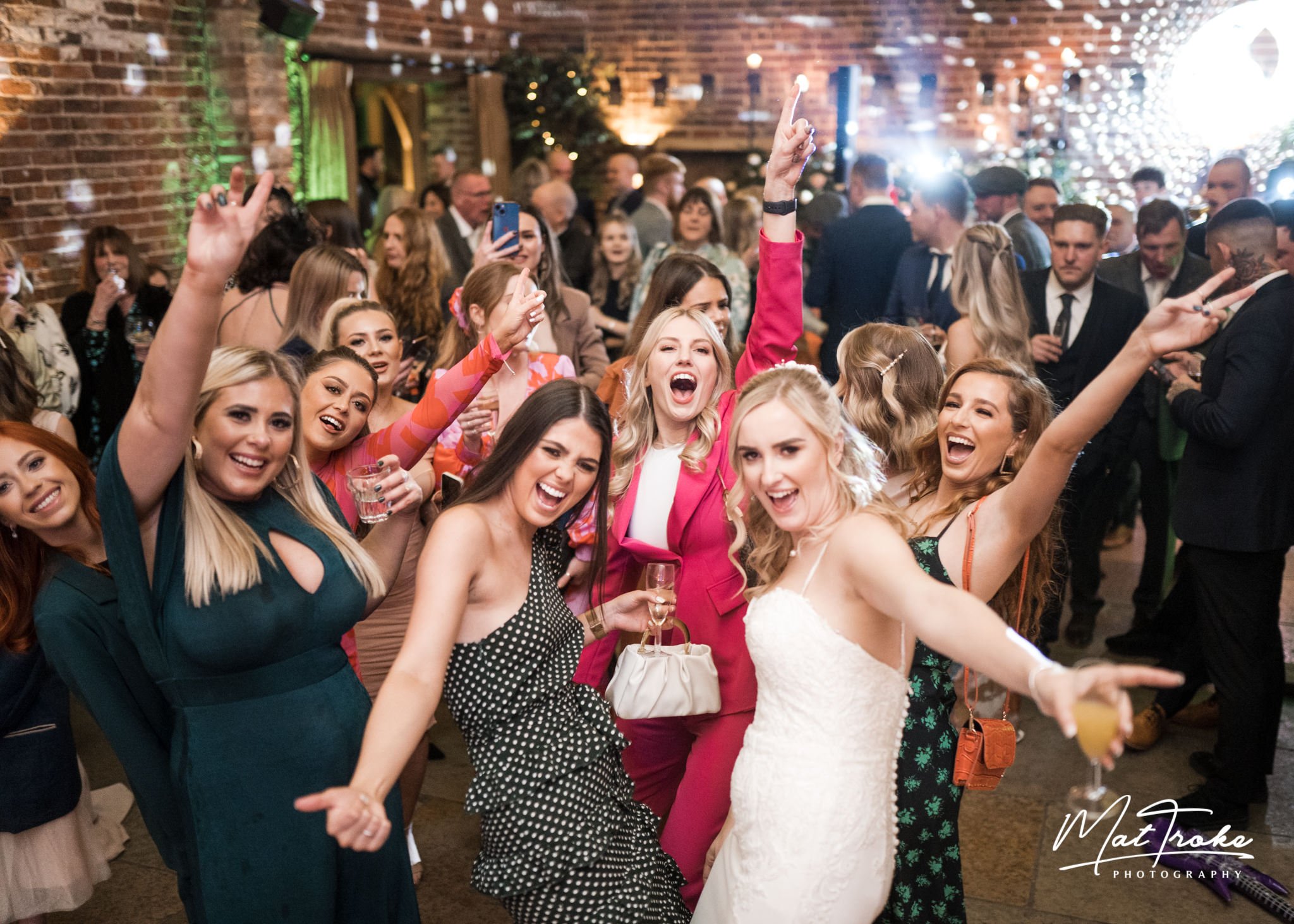 hazel.gap.wedding.summer.sunshine.photography.mat.troke (29 of 31).jpg