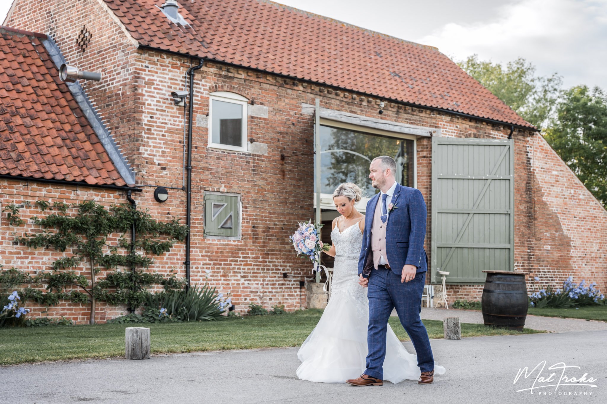 Julie and Craig - Beautiful Outdoor Wedding at The Pheasantry Brewery