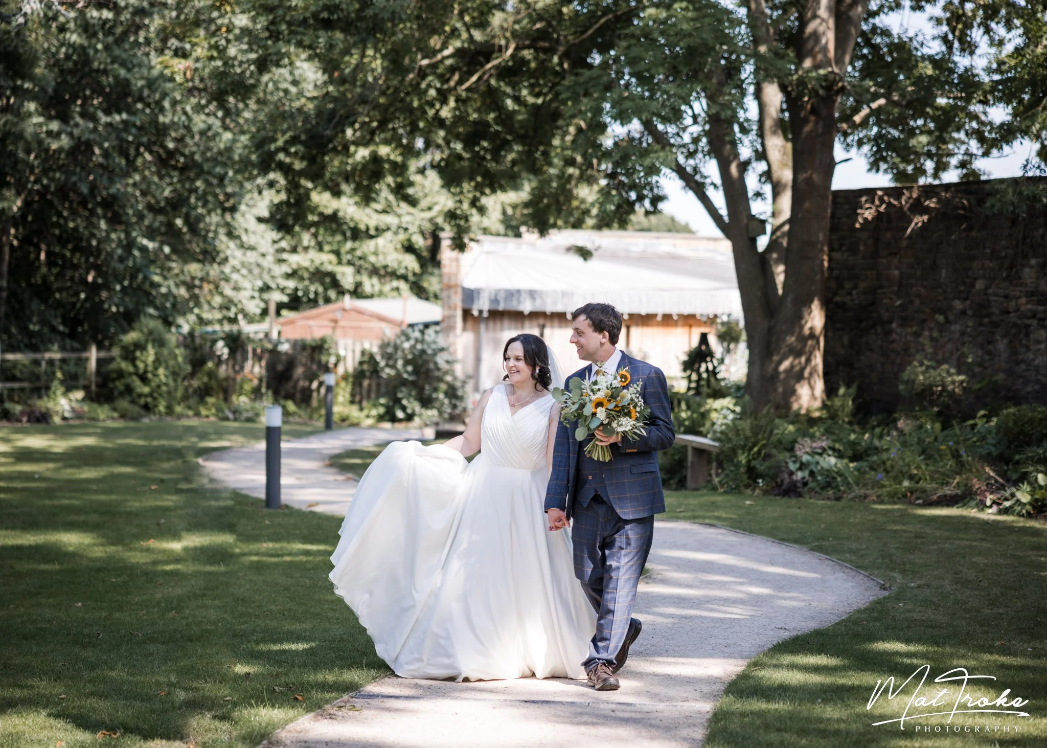Rosie and James - Dronfield Hall Barn