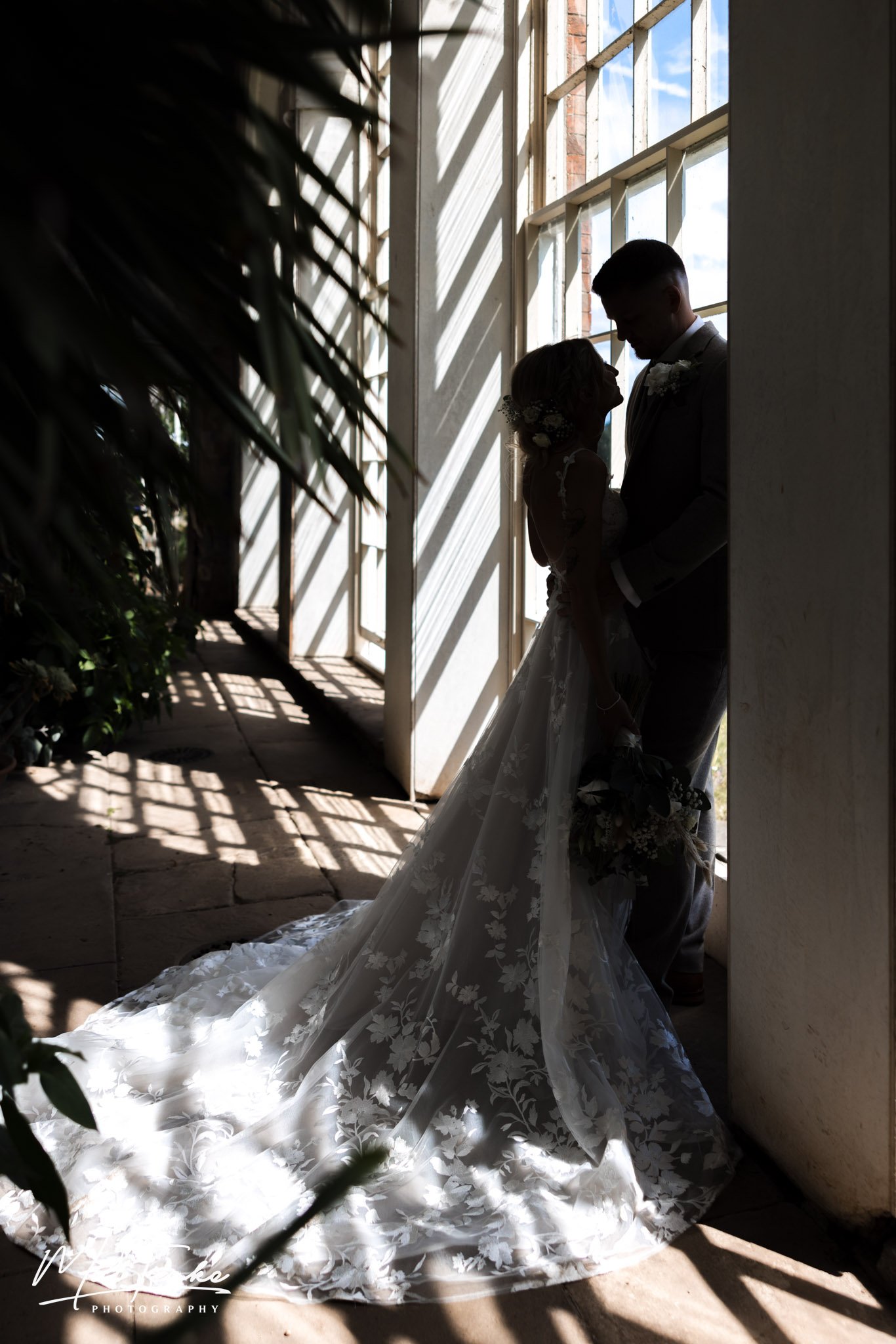 wedding.photography.calke.abbey.photographer.ivy.house.bride-2.jpg