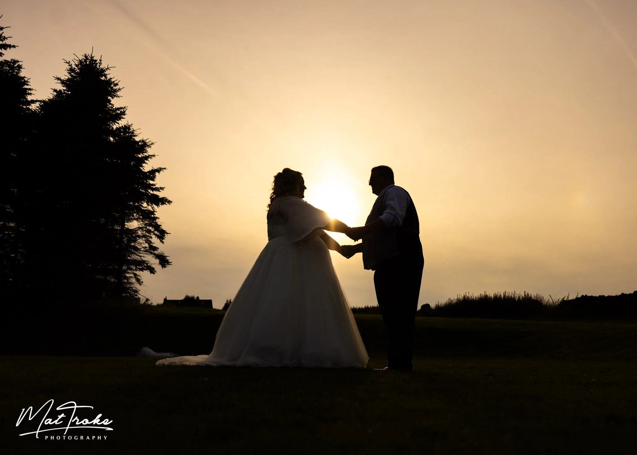 Kerri and Nathan Pudding Pie Hill Summer Wedding