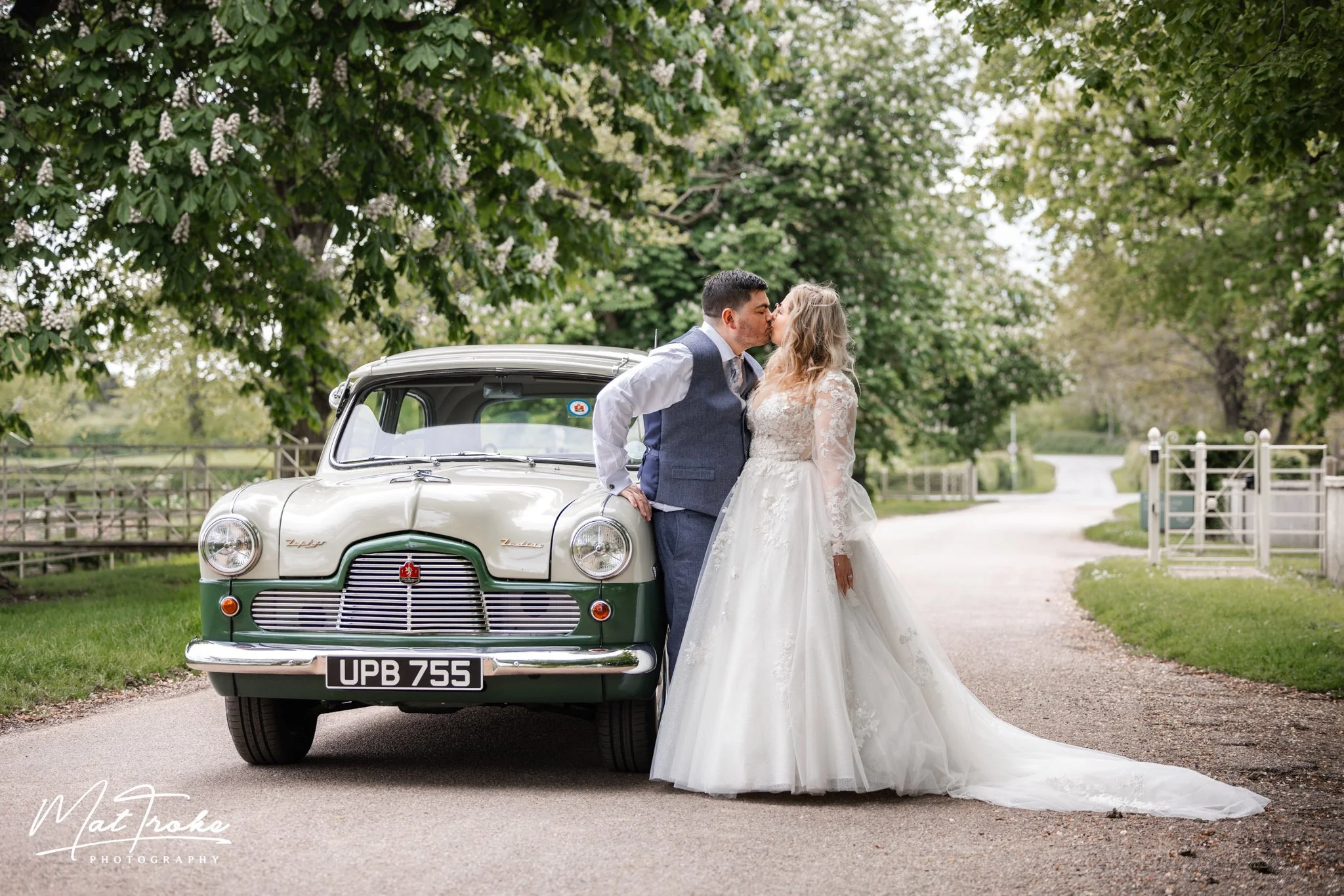 Hannah and Robbie Wedding Lady Margaret Hall Welbeck