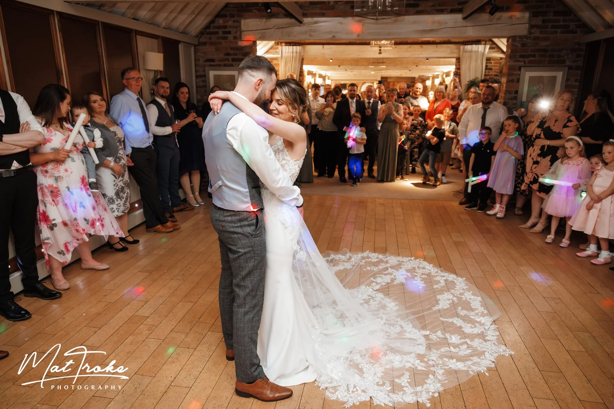 Morley.Hays.Wedding.Photography.Relaxed-39.jpg