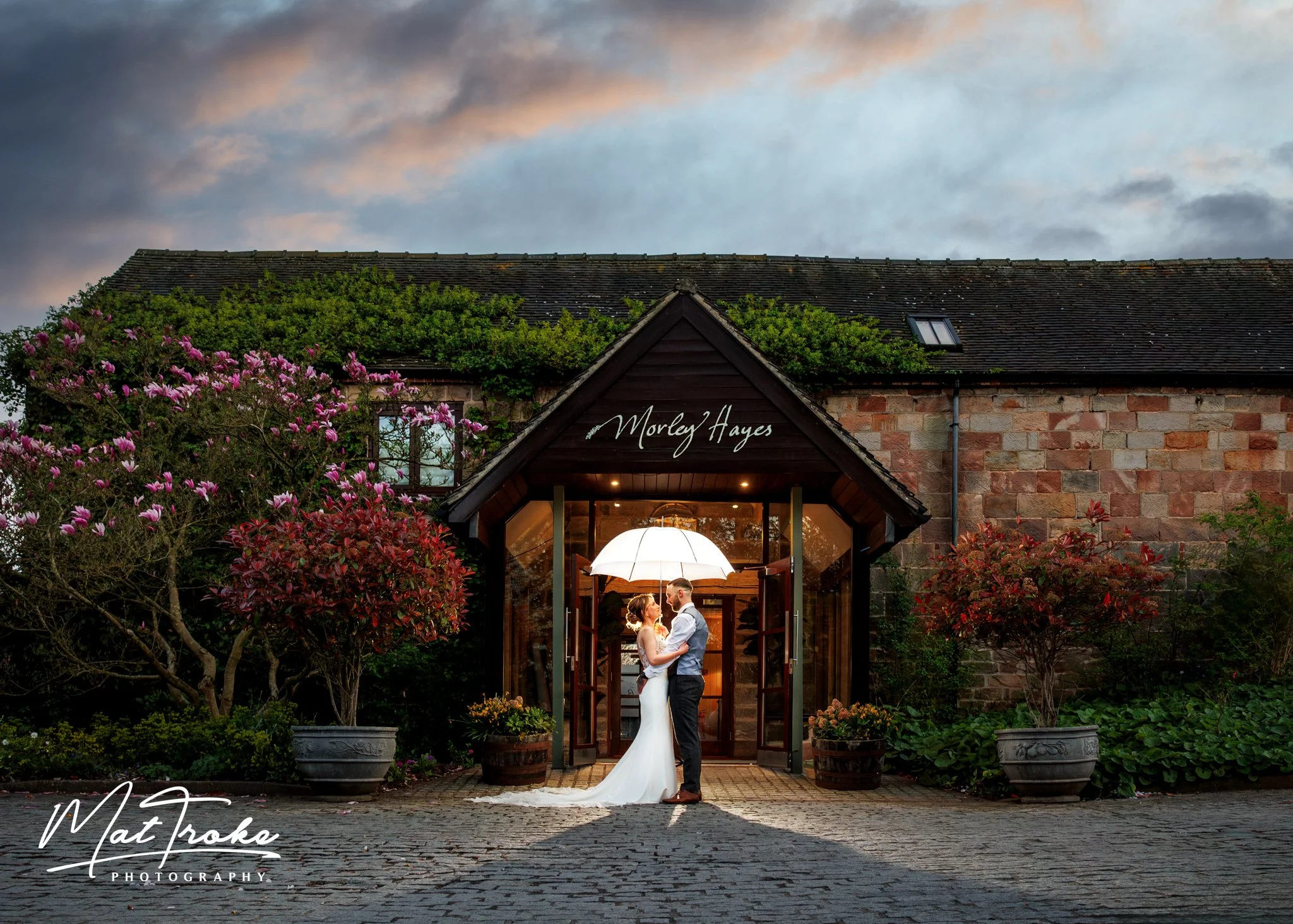 Morley Hayes Wedding Photography Kelly and Luke