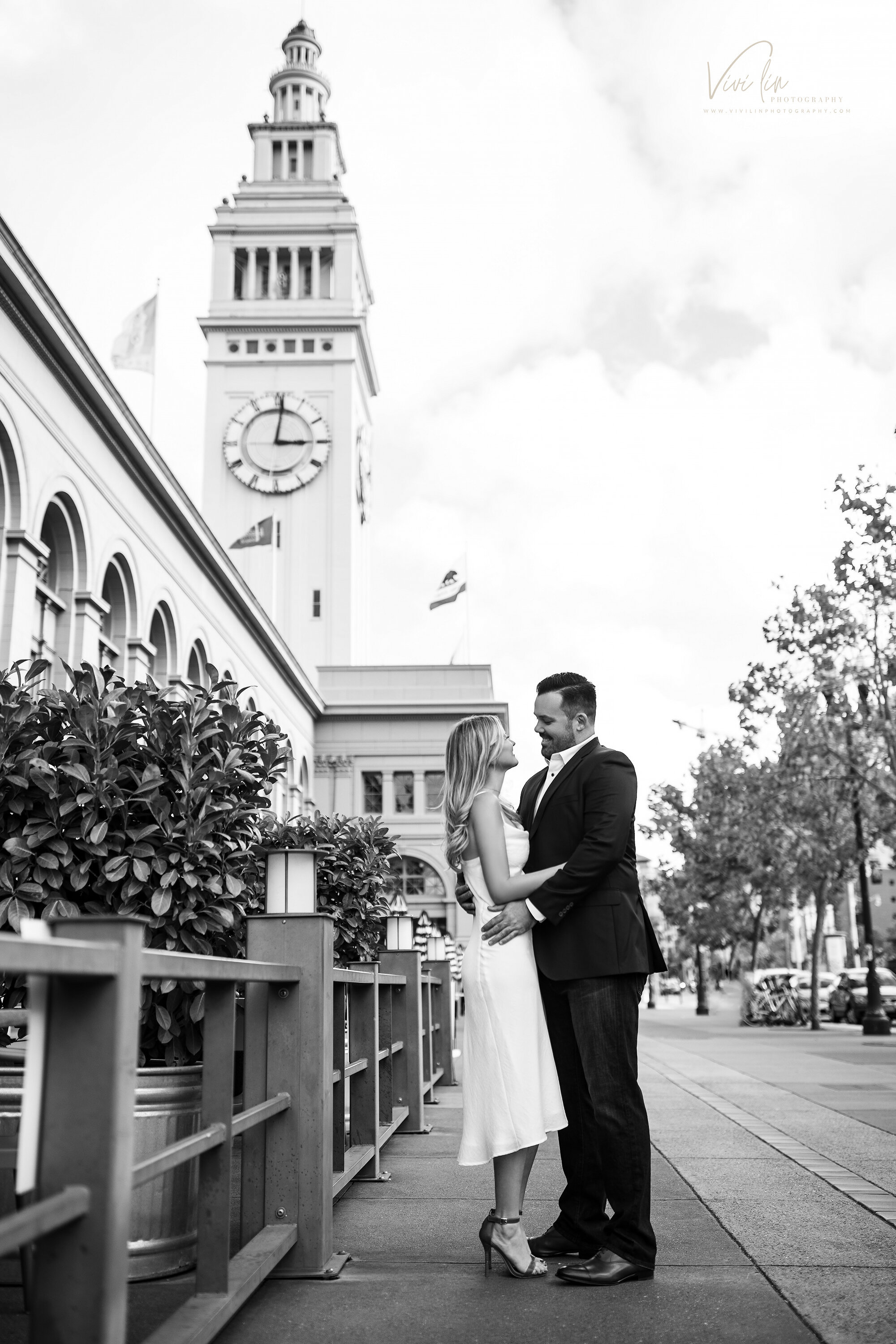 Pier 7 engagement phtos 5.jpg