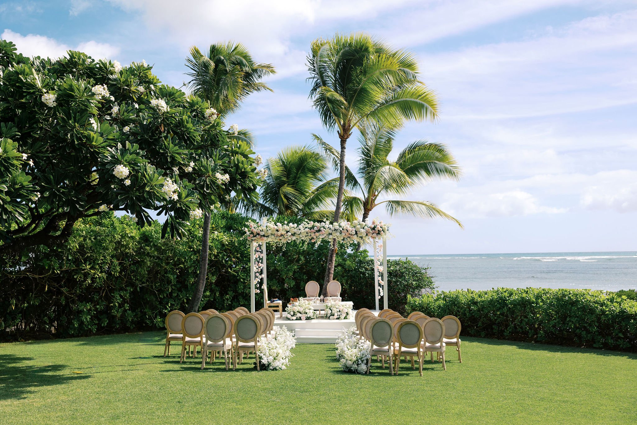 Kaimea Estate oceanfront wedding venue in Kahala, Oahu, Hawaii