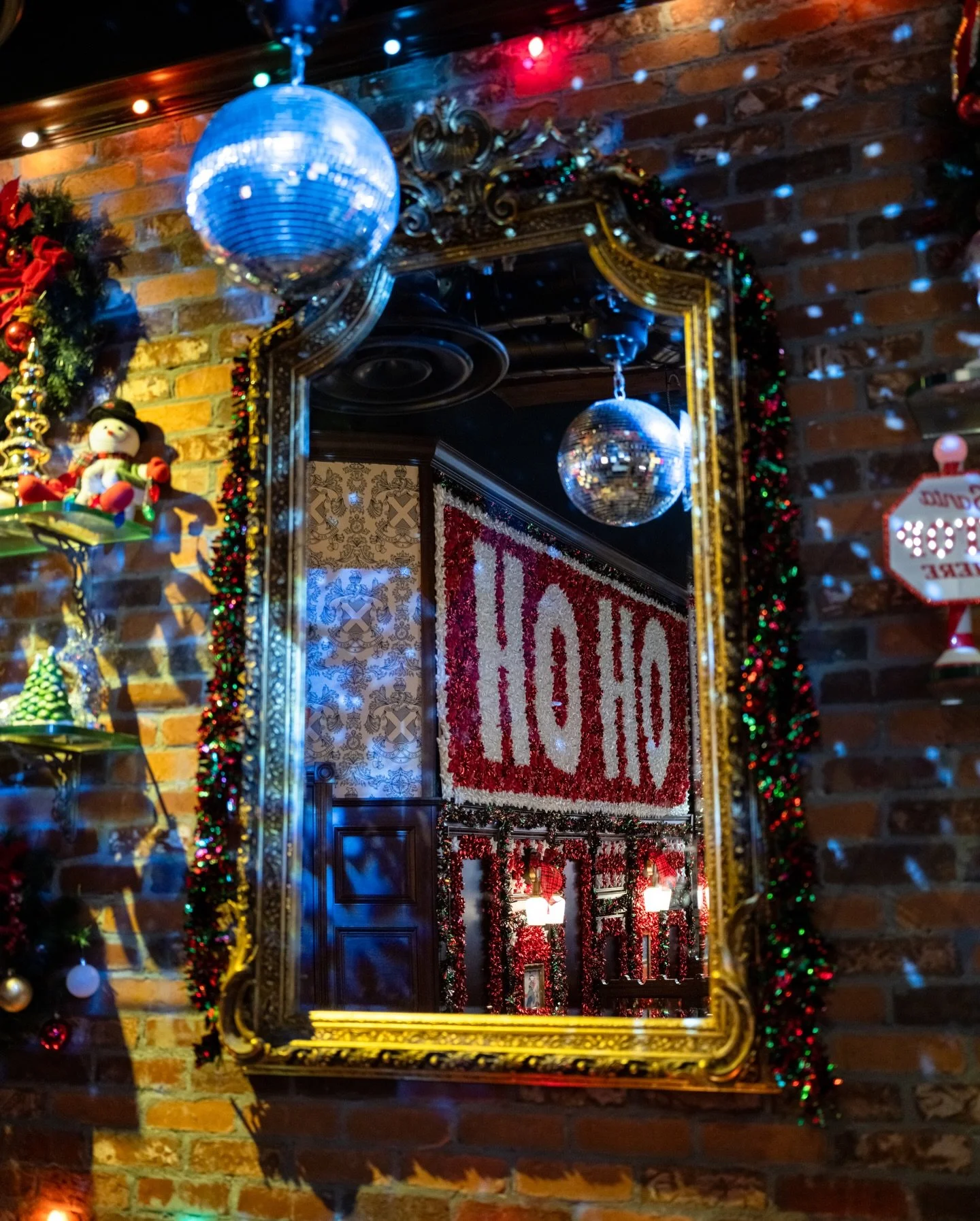 It&rsquo;s the final days of @miraclepopup On R Street! ❄️ 
Friday 1/2 and Saturday 1/3 are the very last days to sip cocktails from collectible mugs and dance under the snow. 
We&rsquo;ve had such a magical season with you Sacramento! 

📸 @joebmatt