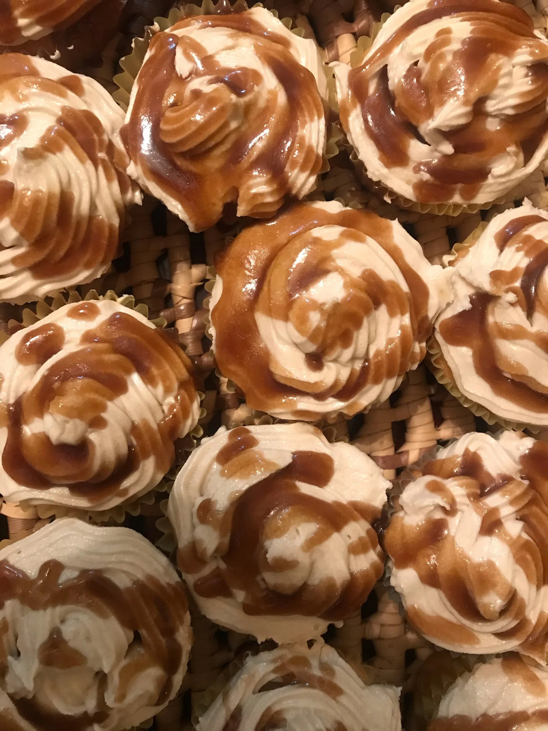 Vanilla Cupcakes, Brown Sugar Buttercream, Caramel Syrup