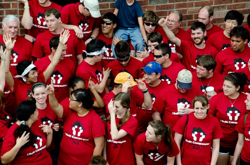 536172_233404233425204_1960292532_n.jpg