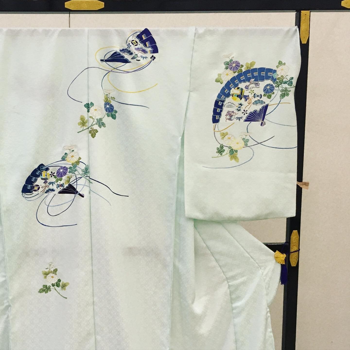 My sister&rsquo;s award-winning yu-zen kimono is exhibited in Miyako Messe Exhibition Centre in #kyoto . Her works are created by 100 percent hand drawing with exclusively traditional techniques developed in Kyoto throughout the history of Kimono. Co