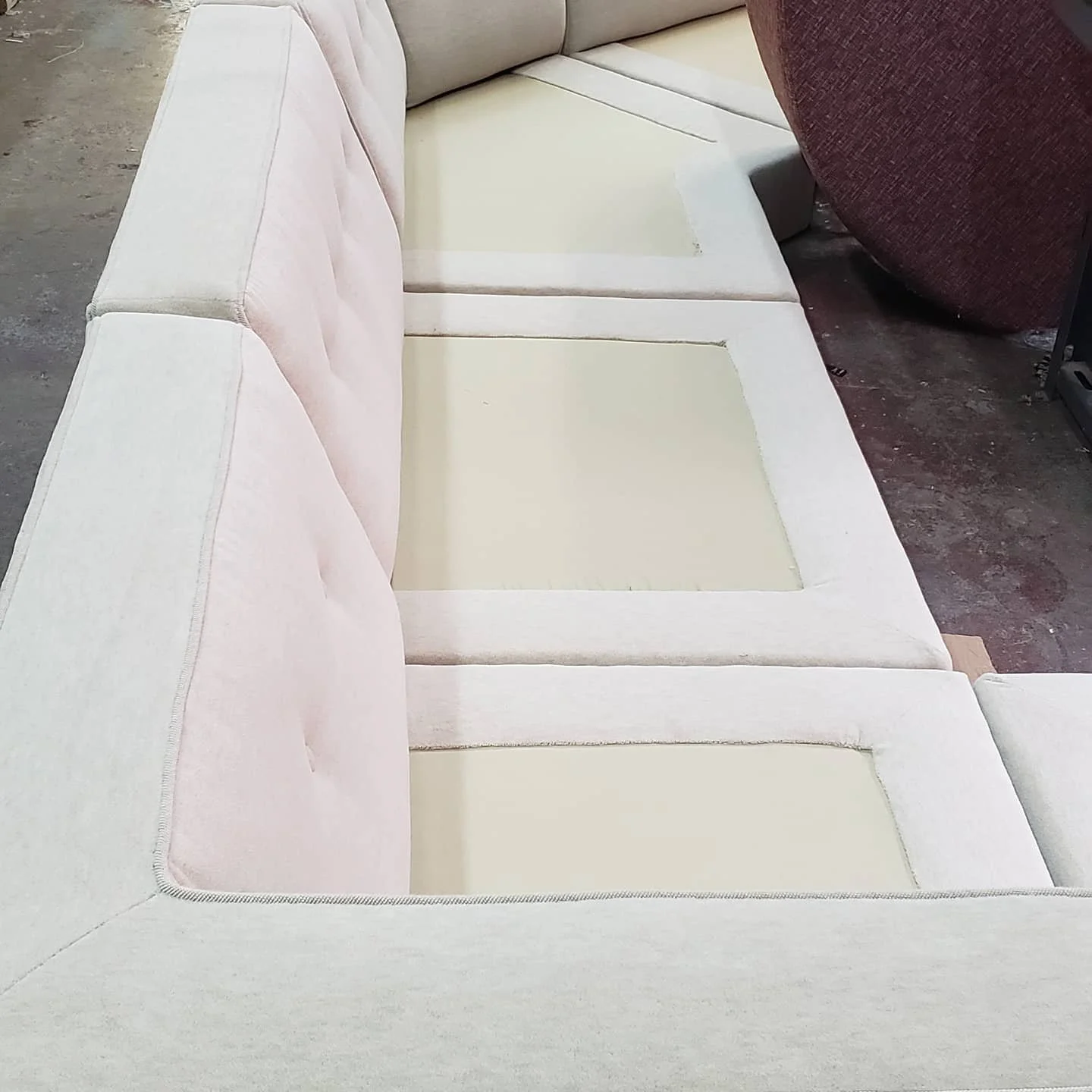 H&amp;C Quality Upholstering LLC hcupholsteringllc@gmail.com 
4108923307
Furniture upholstery
