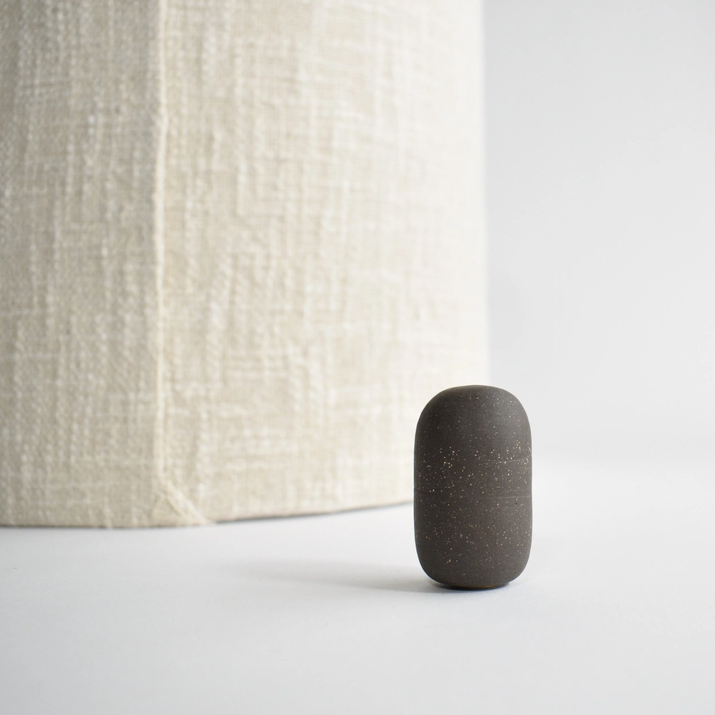 lamp peat 6 finial .JPG