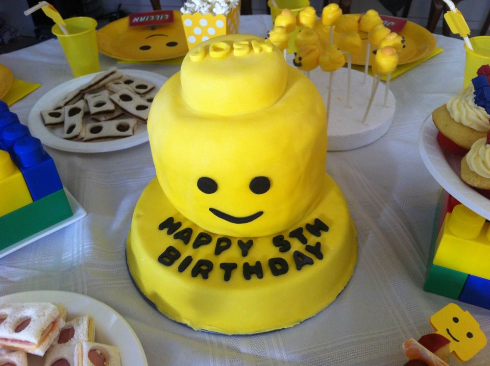 How To Throw A Super Cheap Lego Themed Kids Party Things I Learnt