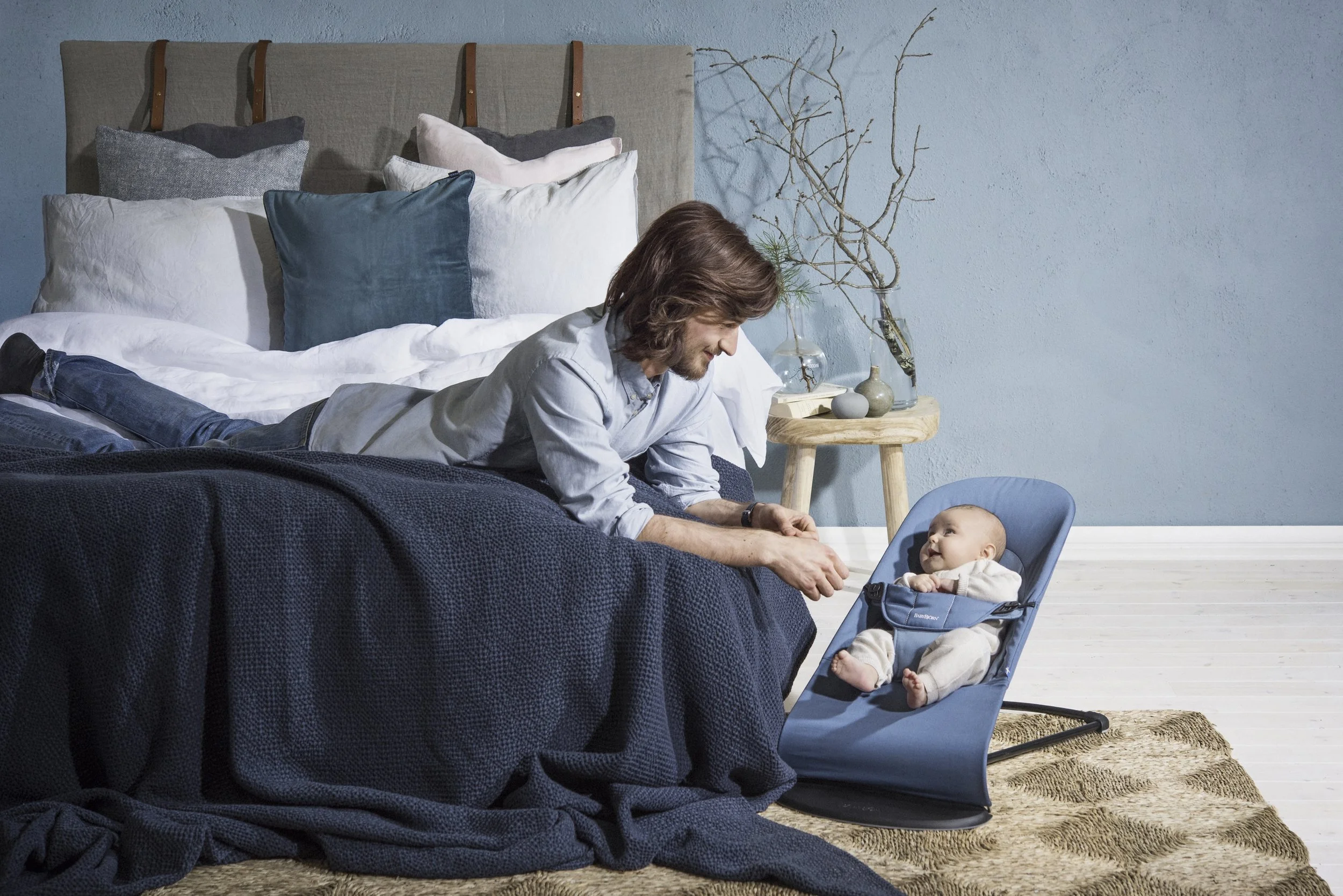 bouncer-balance-soft-fog-blue-cotton-4.jpg