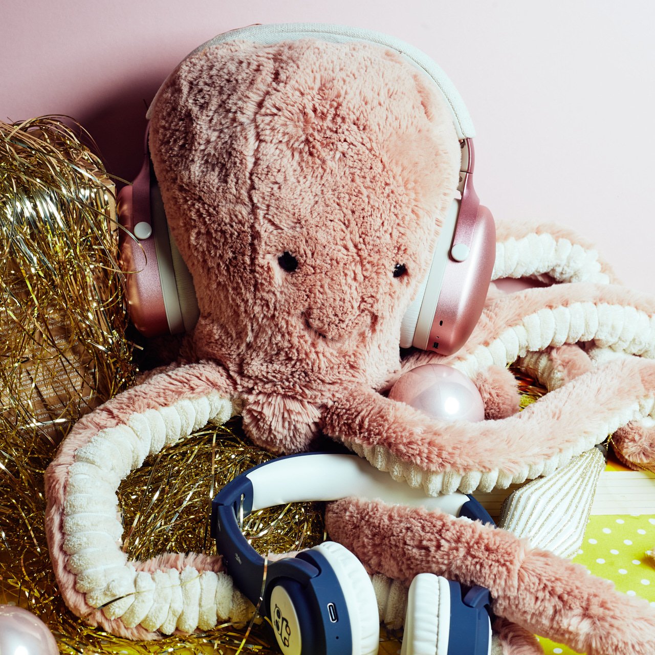 HOUSE OF MARLEY  Positive Vibration XL ANC Over-ear Headphones  £149  JELLY CAT  Odelle Octopus  £37 @ The White Company   PLANT BUDDIES  Pippin the Panda Wireless Headphones  £39.99 