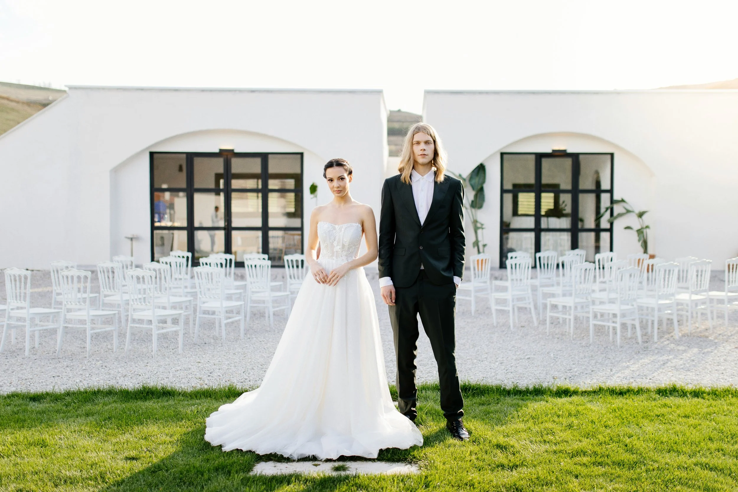 Unforgettable Wedding Day Gifts for Your Daughter