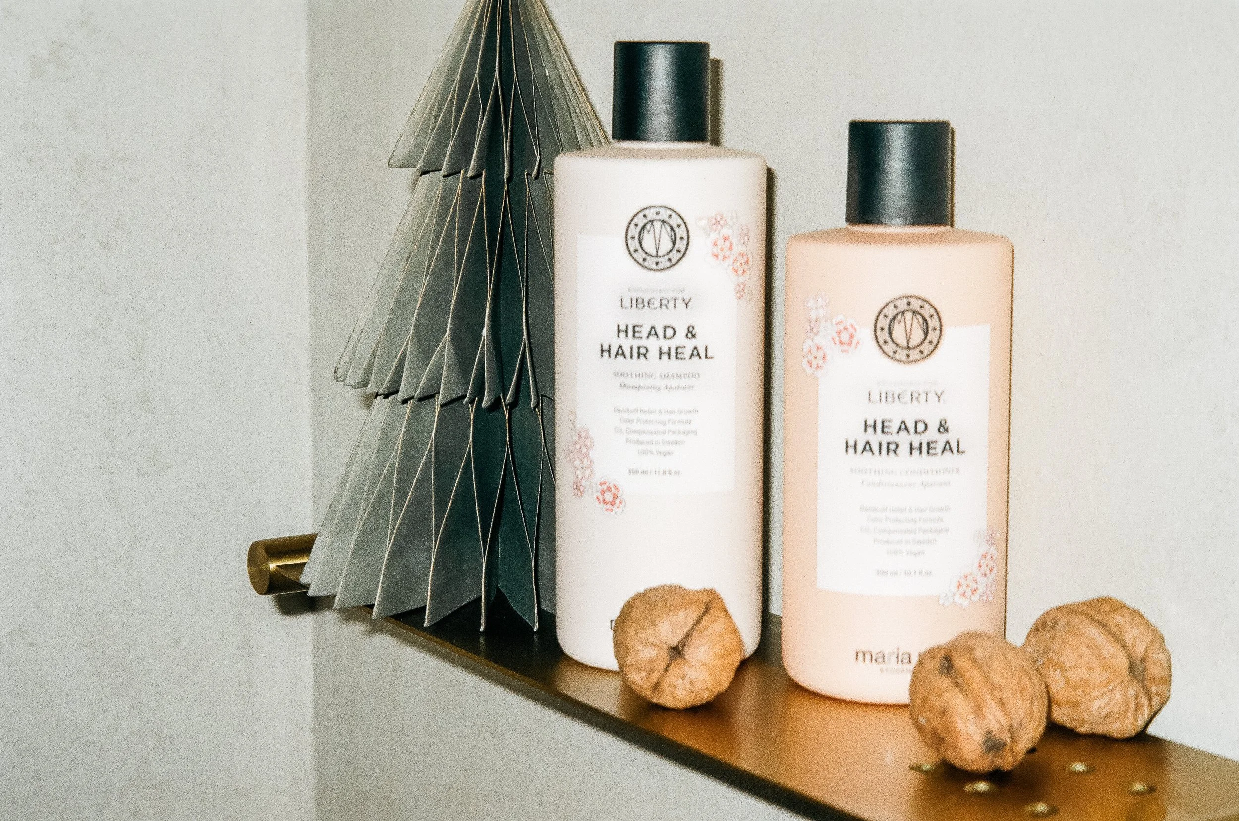  MARIA NILA X LIBERTY HEAD &amp; HAIR HEAL SET £51.00   