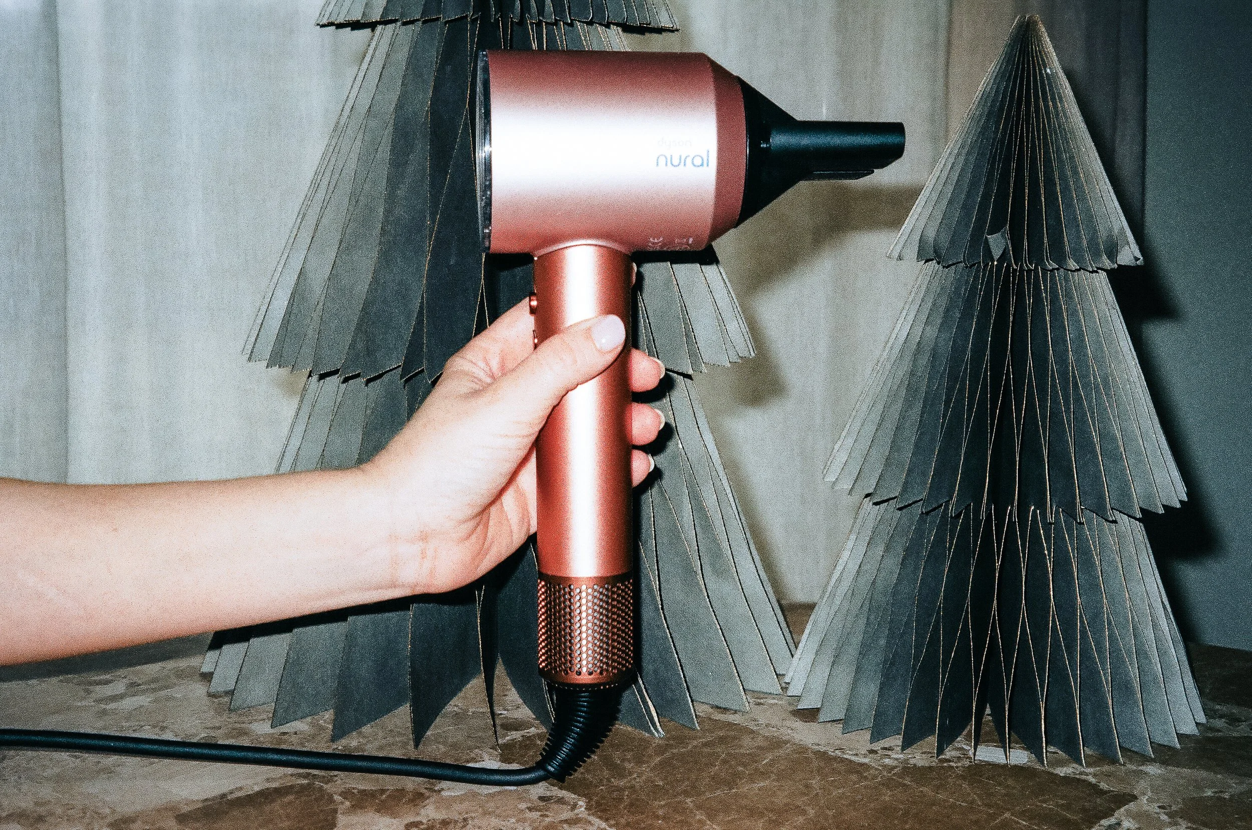  Dyson Dyson Supersonic Nural™ hair dryer – Straight+Wavy (Amber silk) £399   