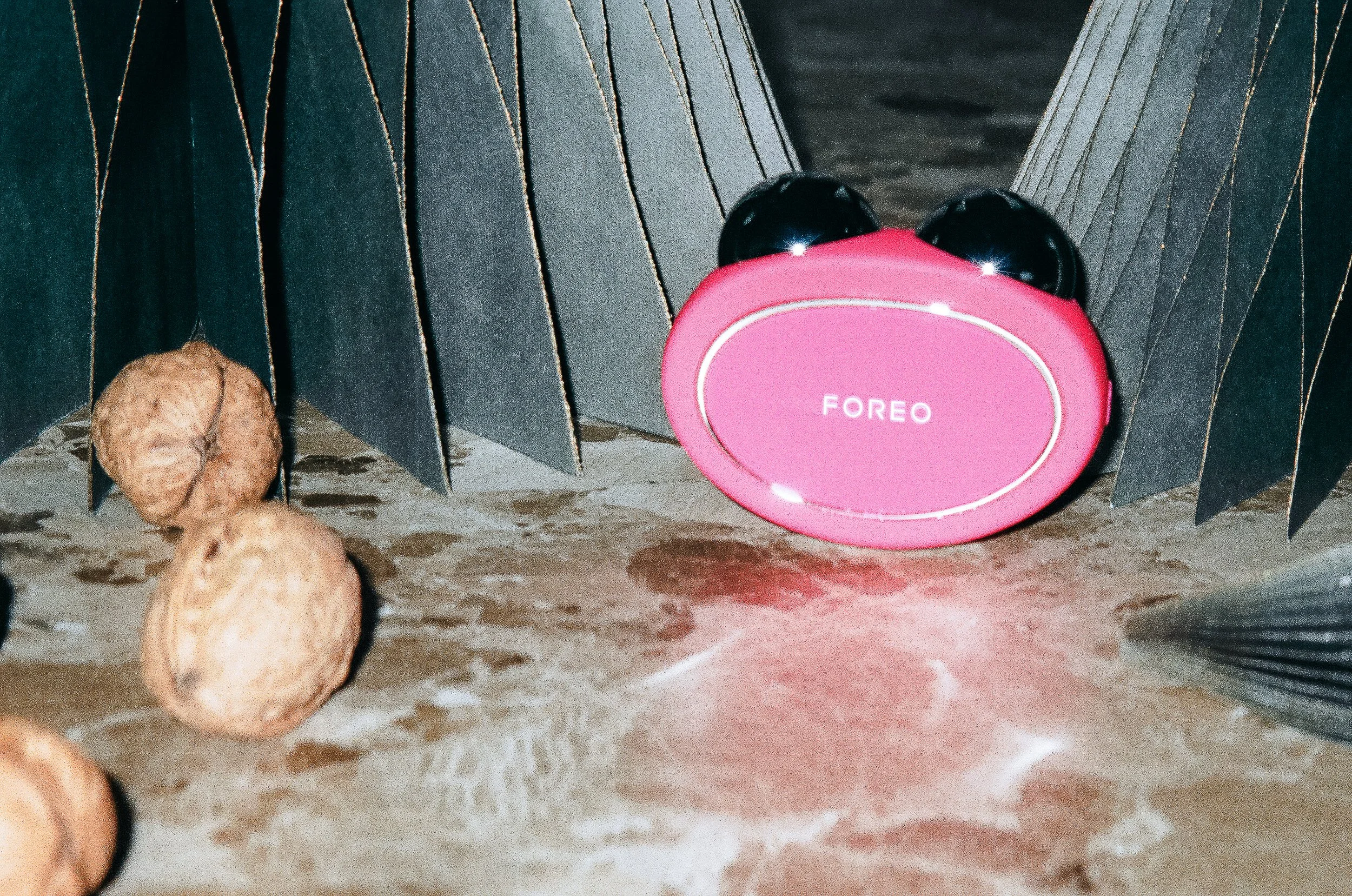  FOREO SUPERCHARGED™ Microcurrent Facelift Set £249   