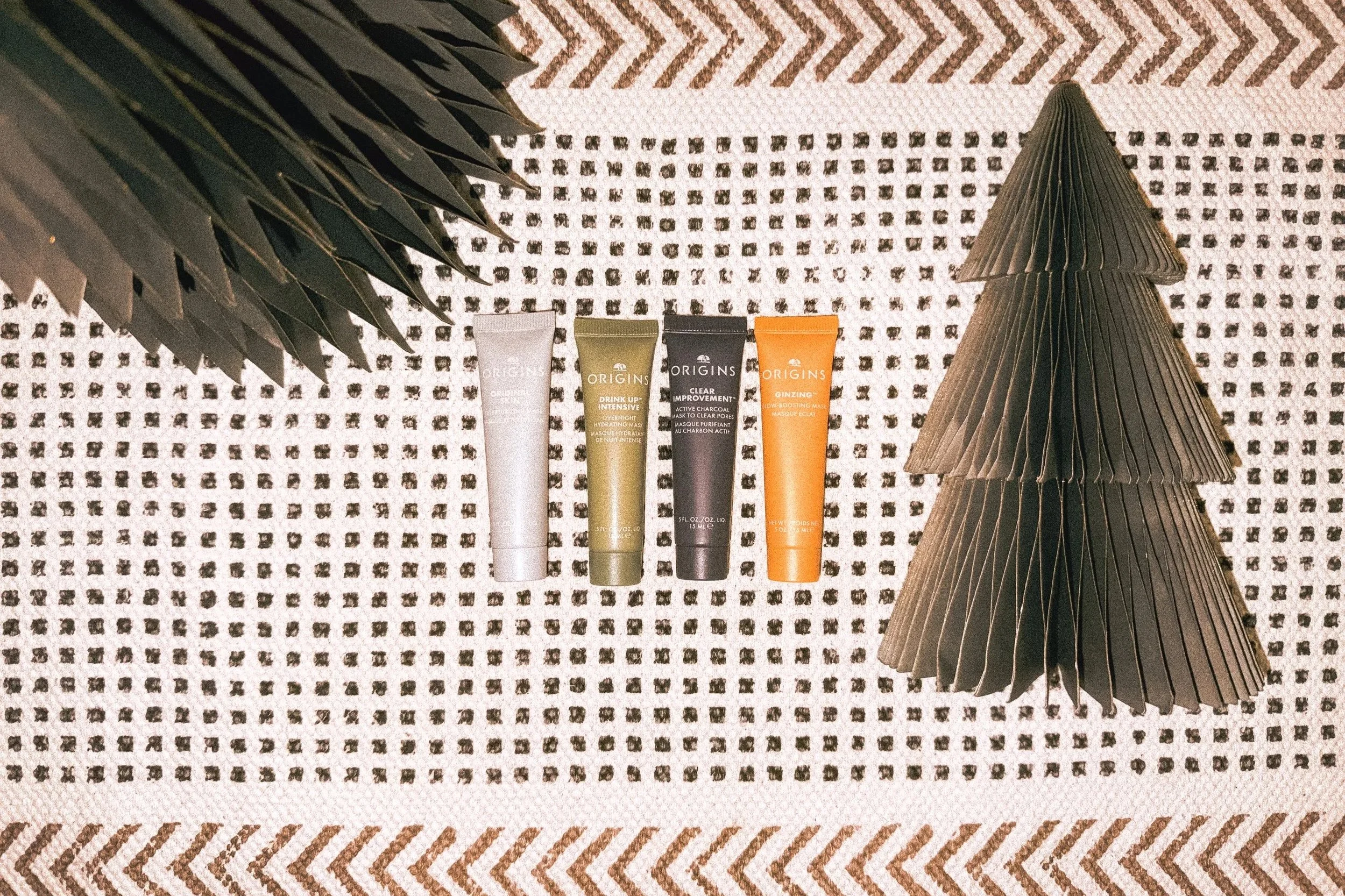  Orgins 4-PIECE MINI MASK SKINCARE GIFT SETHydration, Pore Care &amp; Radiance £25.00 