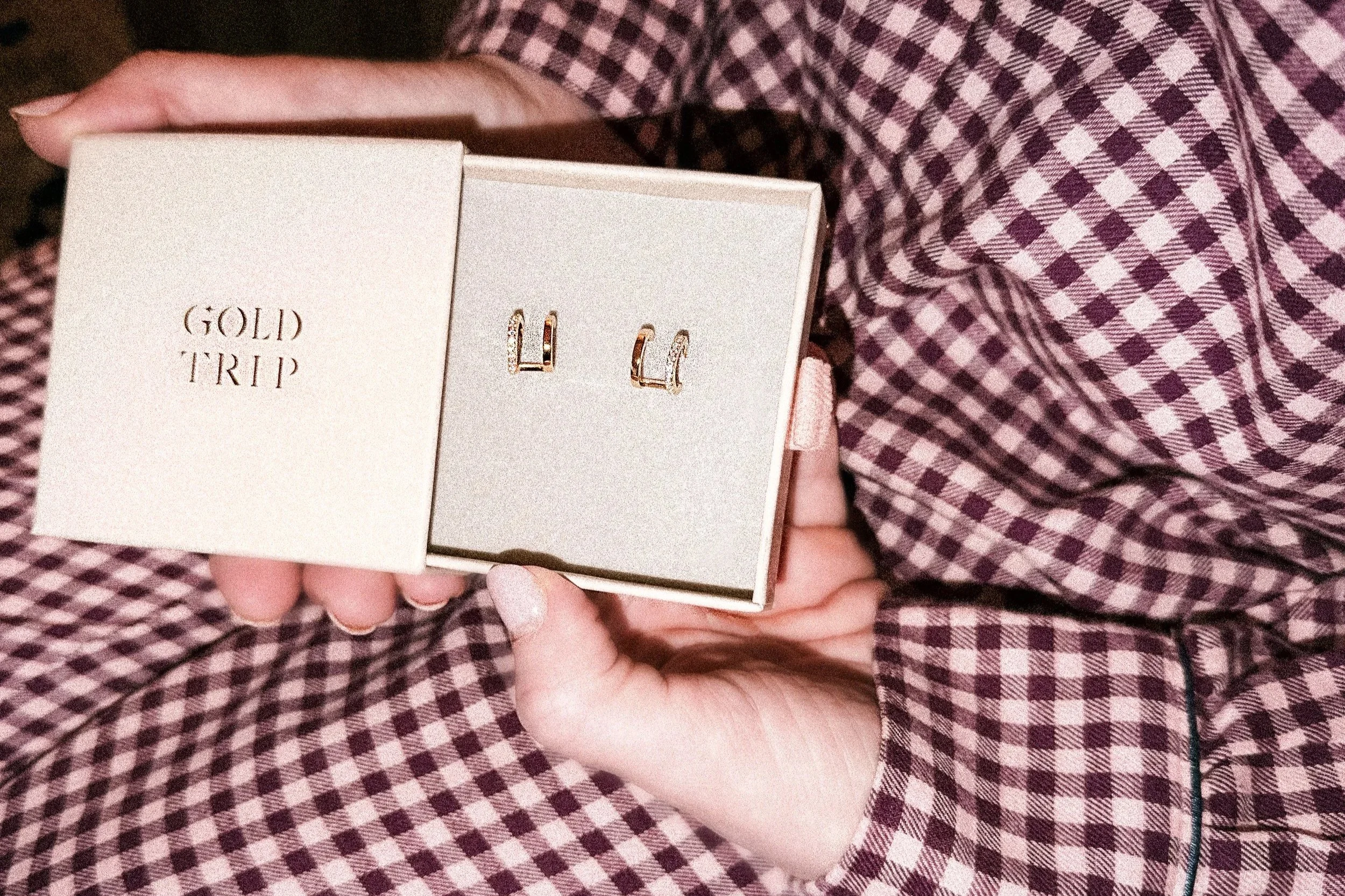  GOLD TRIP Double Hoop Illusion Earrings 