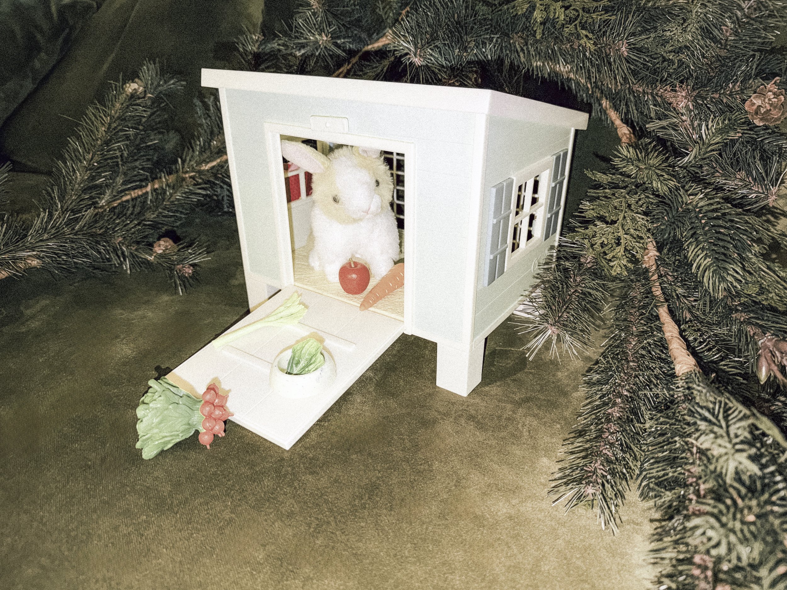   SMYTH Our Generation Bunny Hutch and Accessories Playset  