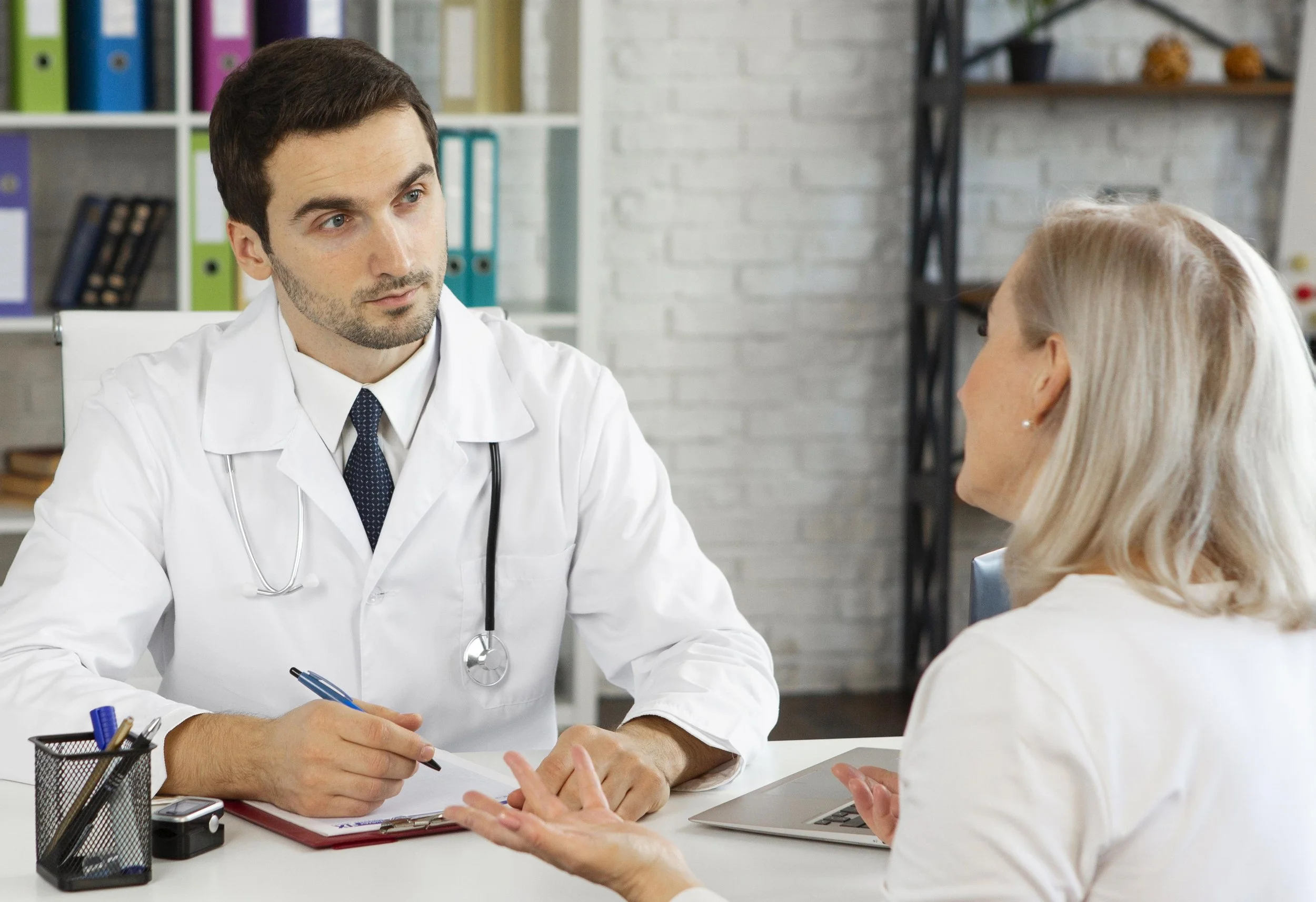 5 Essential Healthcare Visits That Help You Feel and Look Your Best