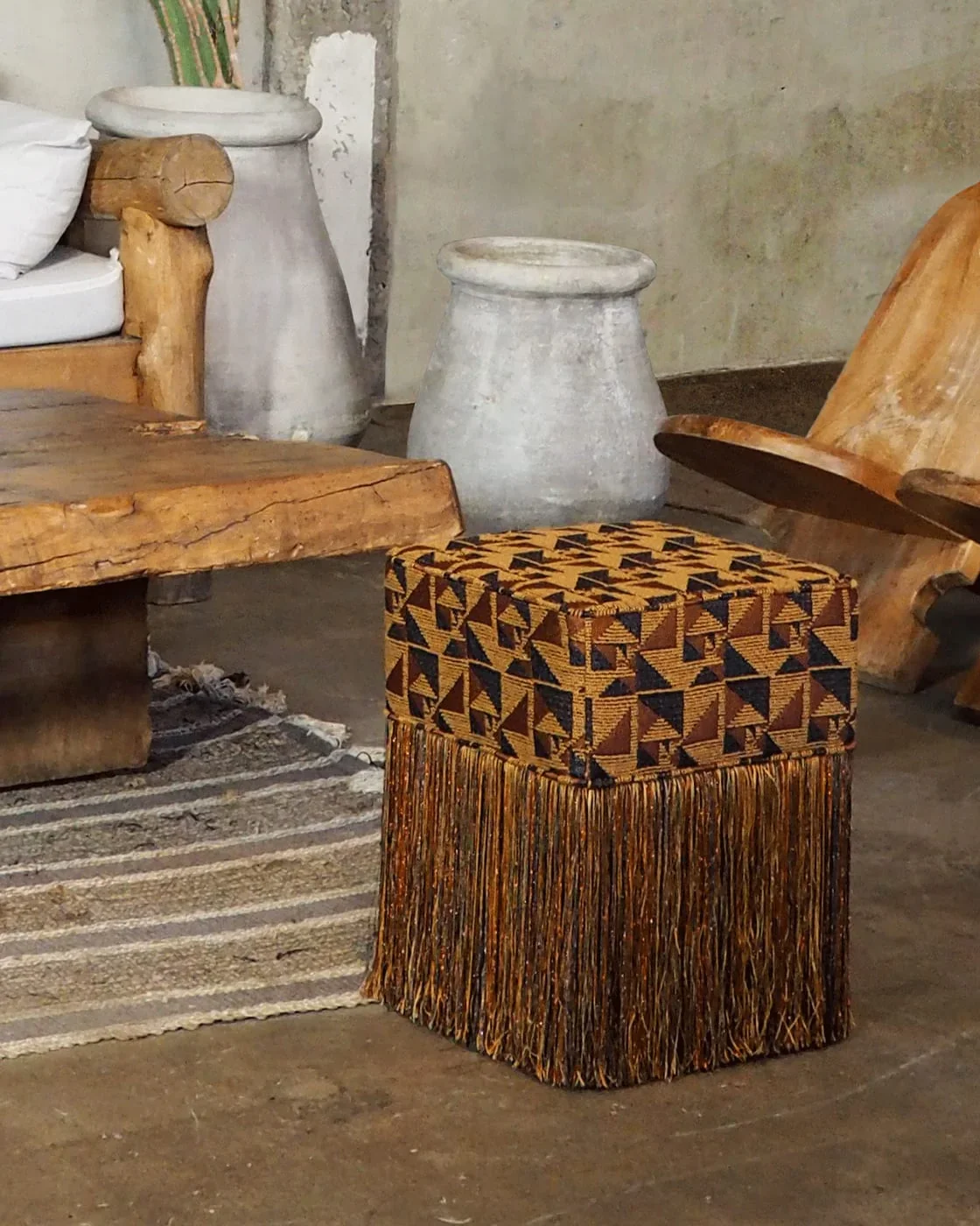Lorenza Bozzoli Couture ELI SQUARE POUF BY LORENZA BOZZOLI