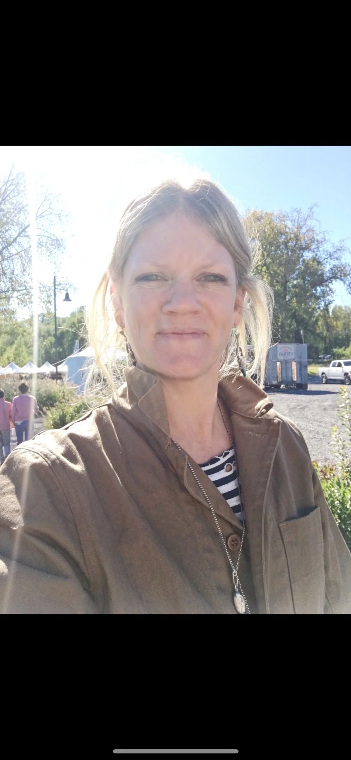 97D66BAF-F910-49CD-BE5F-B84924F84572