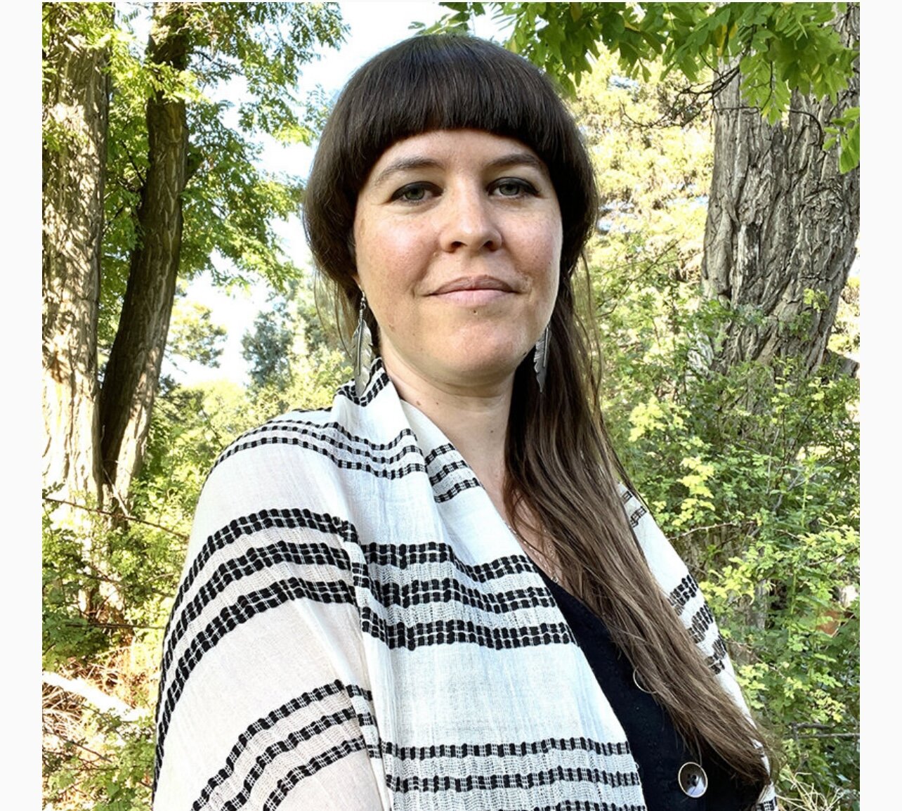 0E608E50-755C-4F1E-B595-C7A103C50755