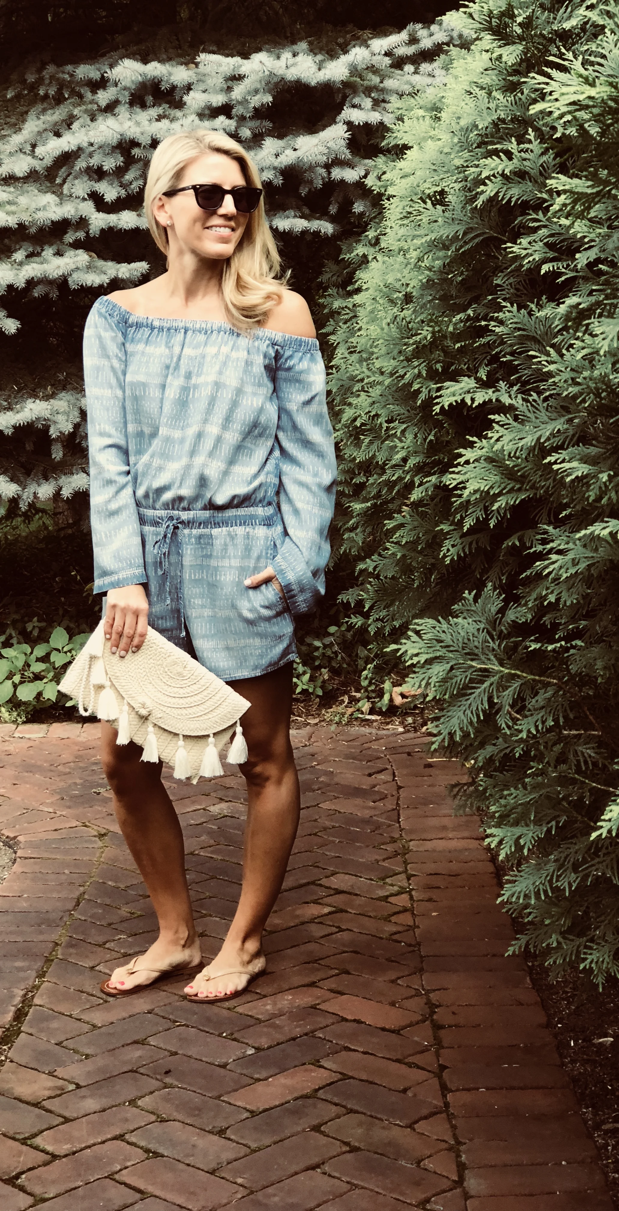 Casual Summer Rompers with a Cute Summer Clutch