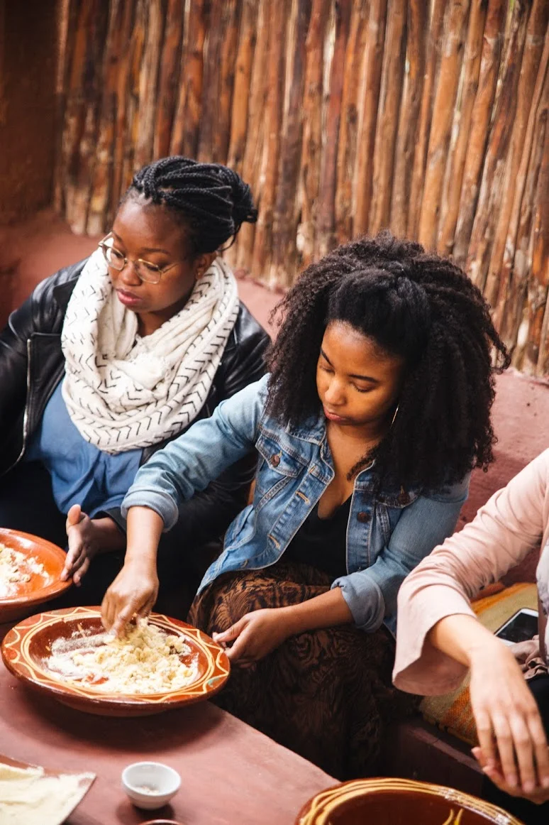 Learning how to make Berber style bread at Nectarome