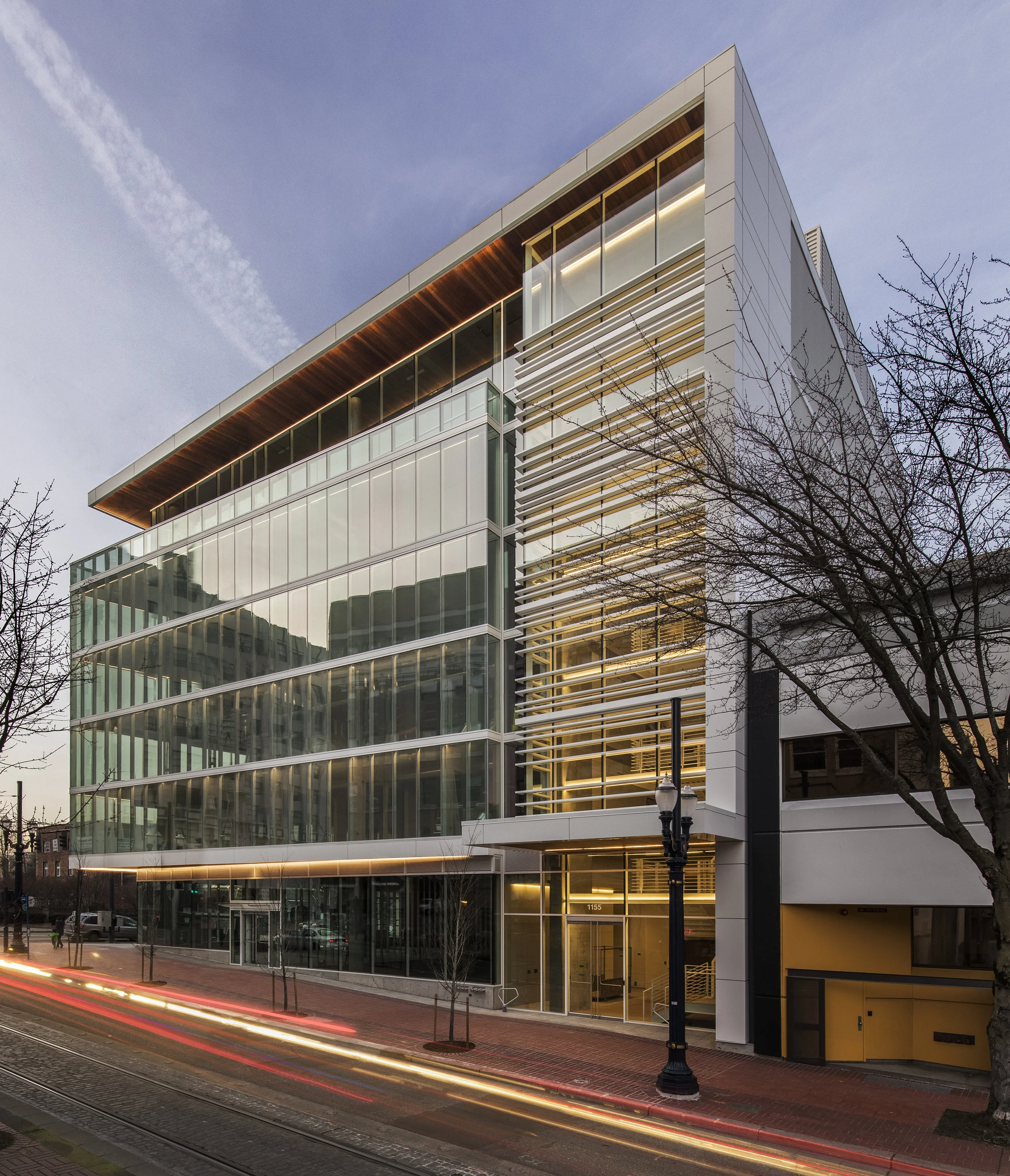 _DP_8270-2...with car lights.jpg