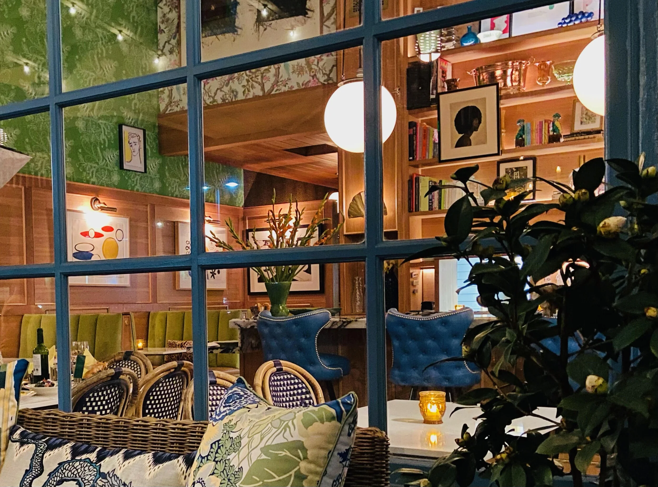 Bar Cecil Interior.jpg