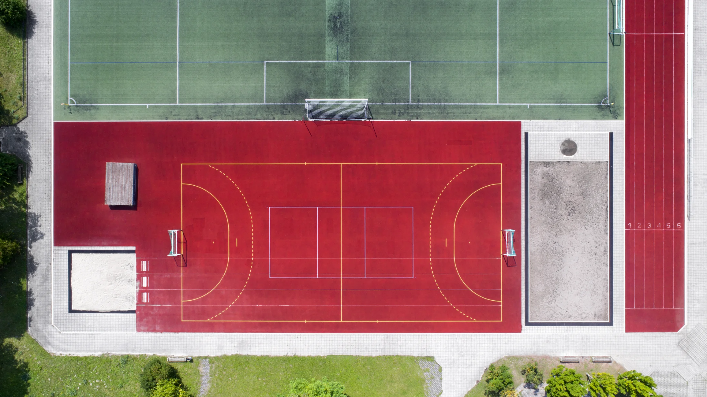 Sports-area,-athletics-field---aerial-view-823768488_2314x1300.jpeg