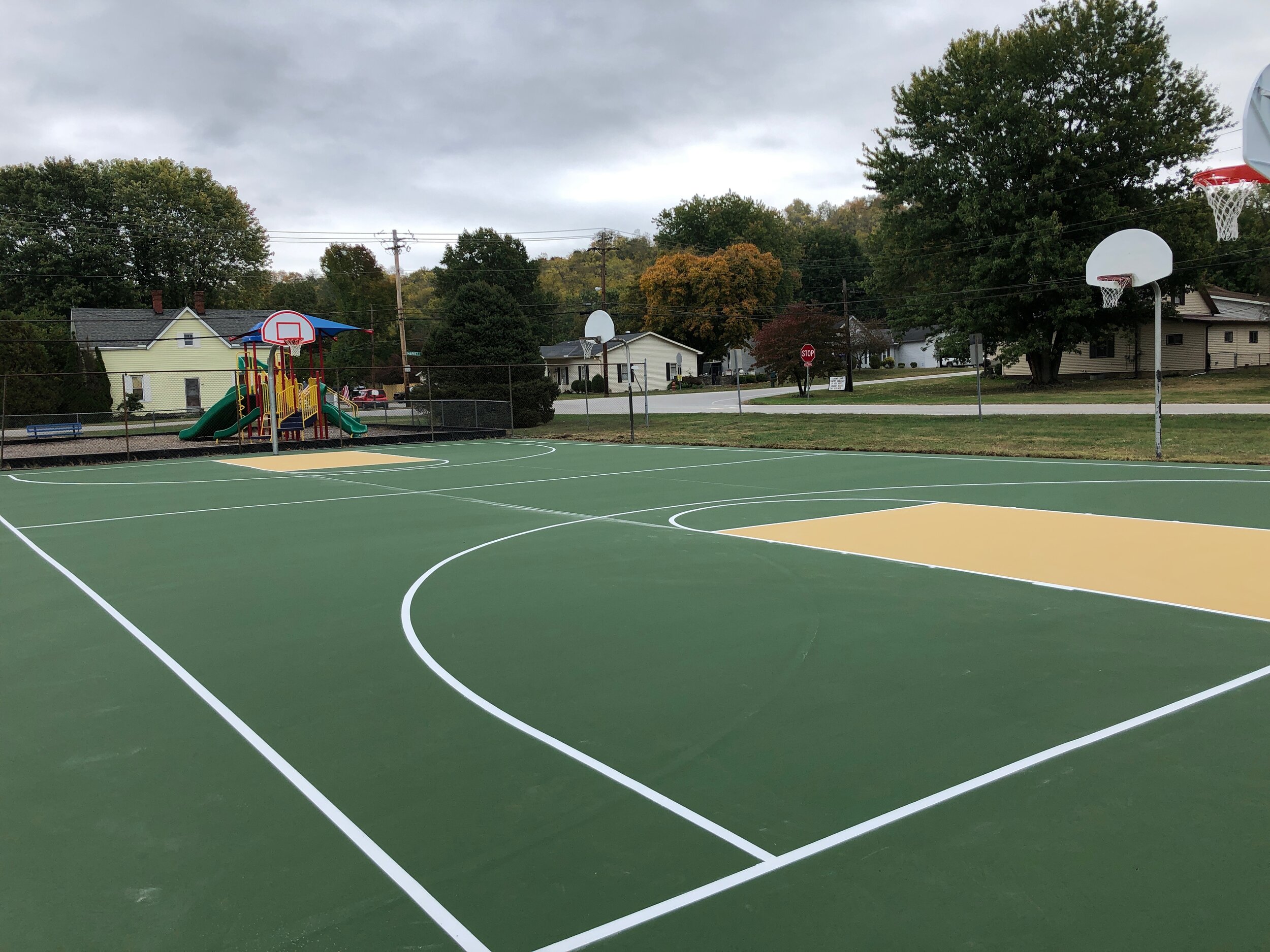 Basketball Courts / Courts & Greens