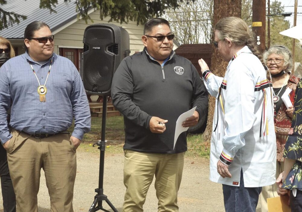  Nez Perce Executive Committee Chairman Shannon Wheeler receives the Title 