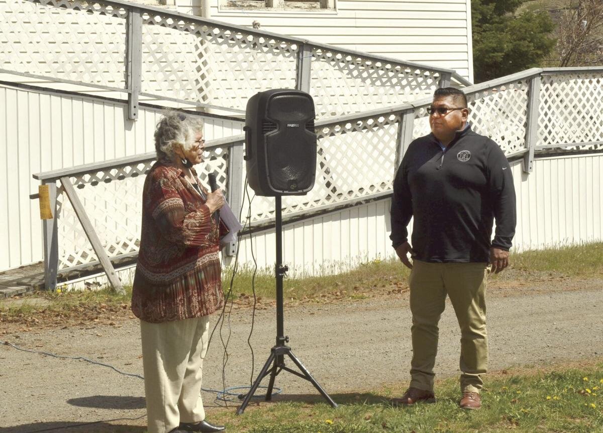  Nez Perce Tribal Elder Mary Jane Miles and Chairman Shannon Wheeler 