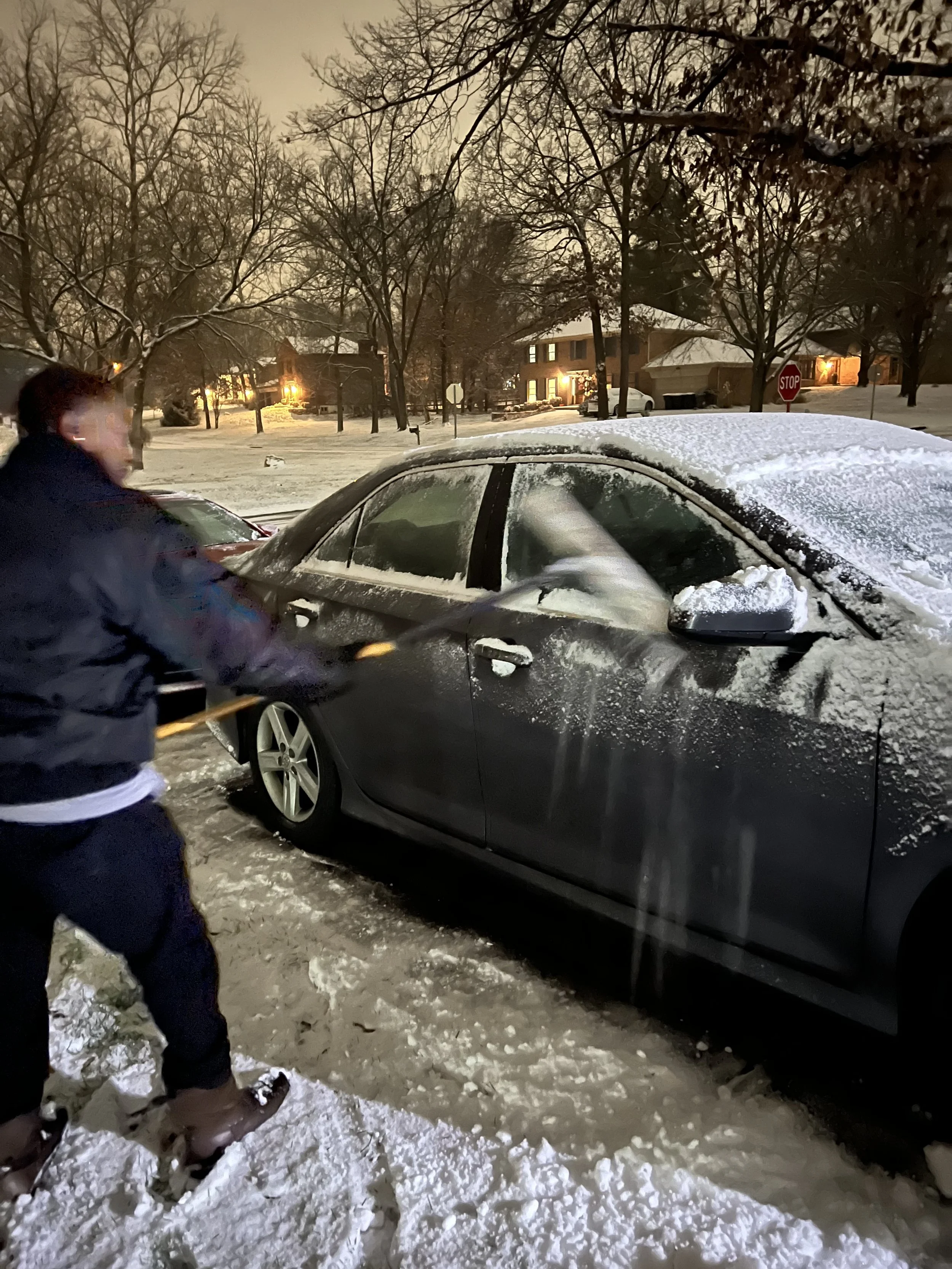 The Five Things You Need In Your Trunk This Winter