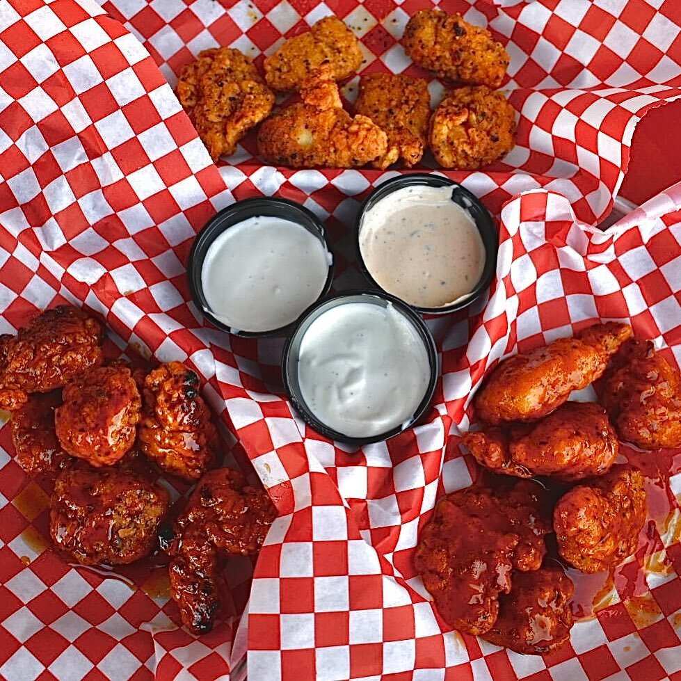 🍗🔥 Dive into flavor heaven with Fat Zach&rsquo;s boneless wings &ndash; the ultimate snack sensation! 😋 Now paired with our legendary FC ranch, bottled for just $6.99 at all locations. Dip, dunk, and savor every bite! 🌟 #BonelessWingBliss #FCRanc